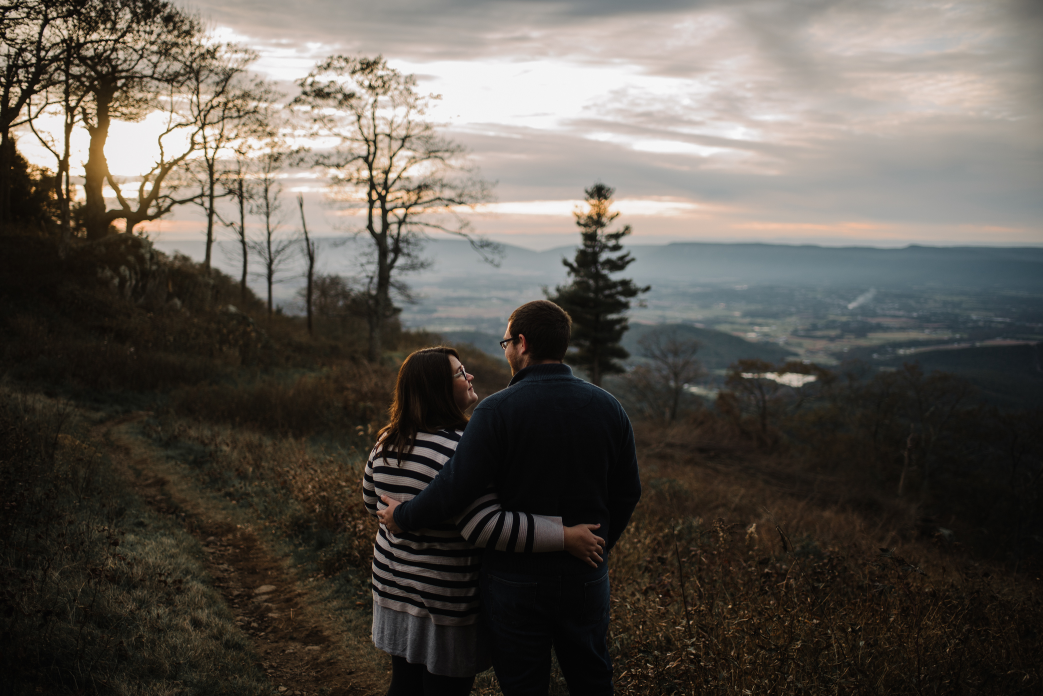 Sarah and Evan Maternity Session Shenandoah National Park Blue Ridge Mountains Skyline Drive Adventure Photographer White Sails Creative_11.JPG