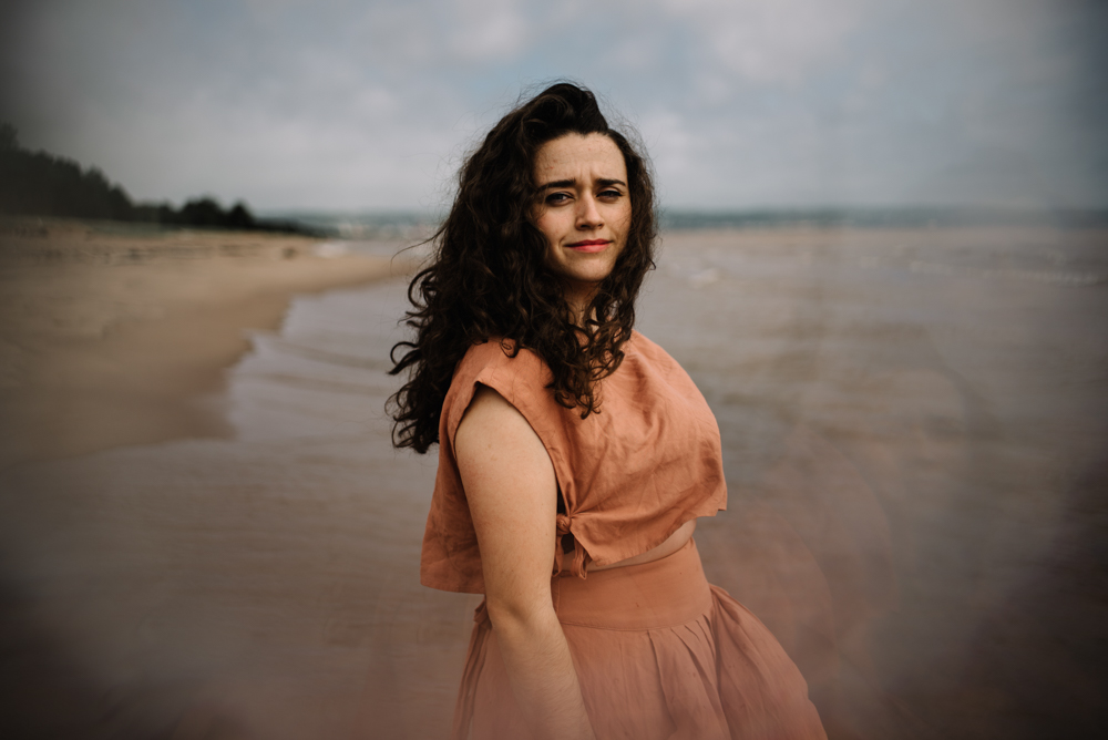 Clare - Lake Superior - North Shore Duluth Minnesota - Stormy Lake Portraits - White Sails Creative Photography_32.JPG