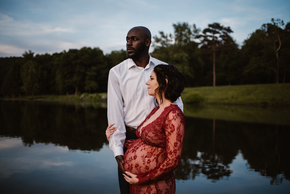 Rachel and Eric Adventurous Lake Maternity Session  Luray Virginia Maternity Photographer Blue Ridge Mountains_7.jpg