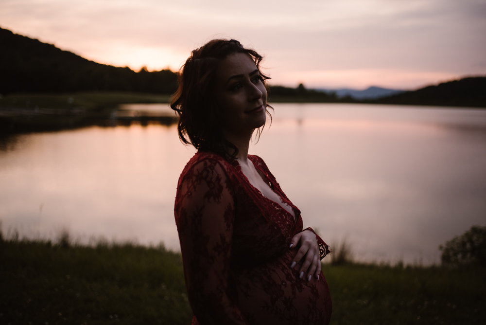 Rachel and Eric Adventurous Lake Maternity Session  Luray Virginia Maternity Photographer Blue Ridge Mountains_11.jpg