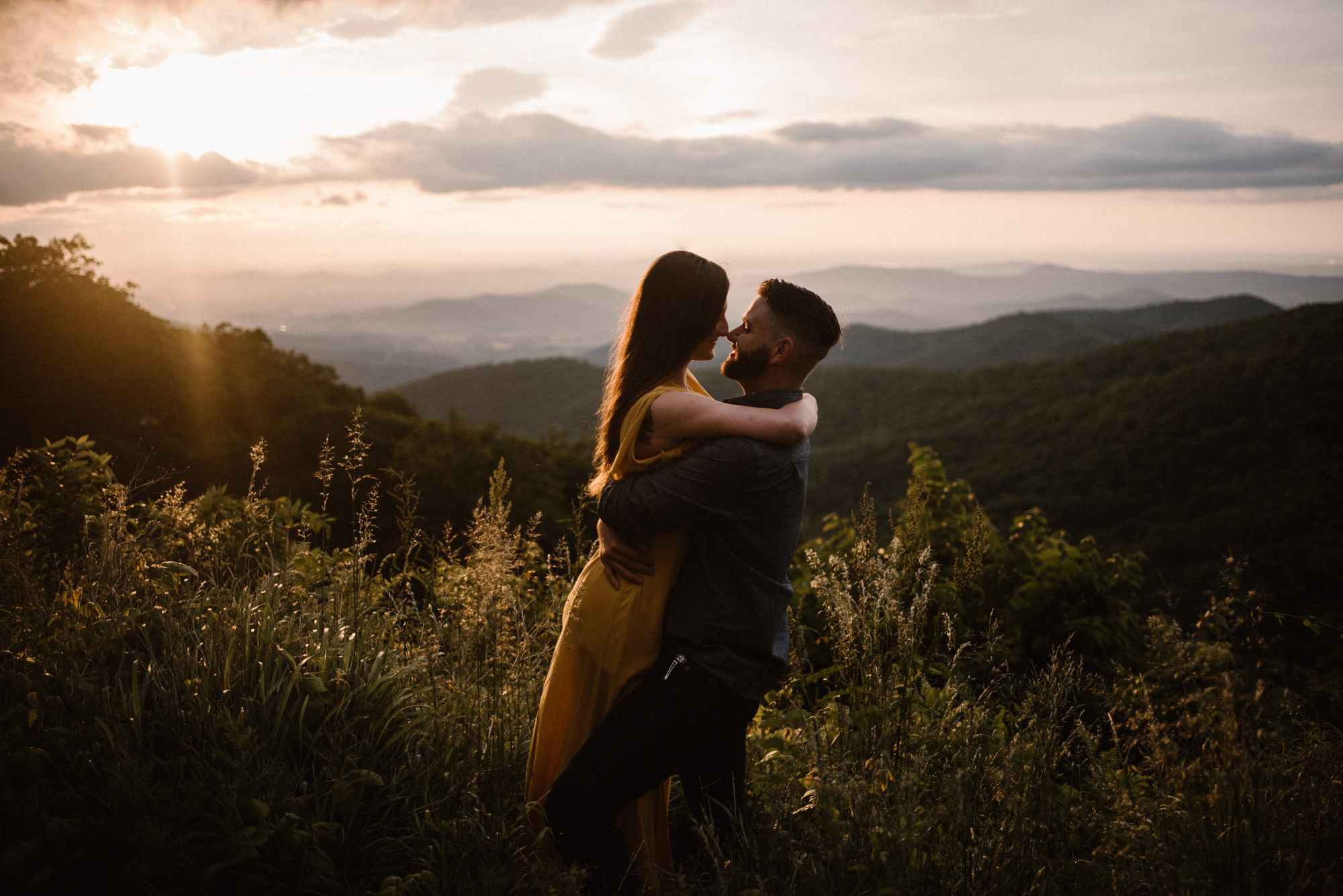 Camryn and Larry Sunrise Engagement Session in Shenandoah National Park - Things to Do in Luray Virginia - Adventurous Couple Photo Shoot White Sails Creative_14.jpg