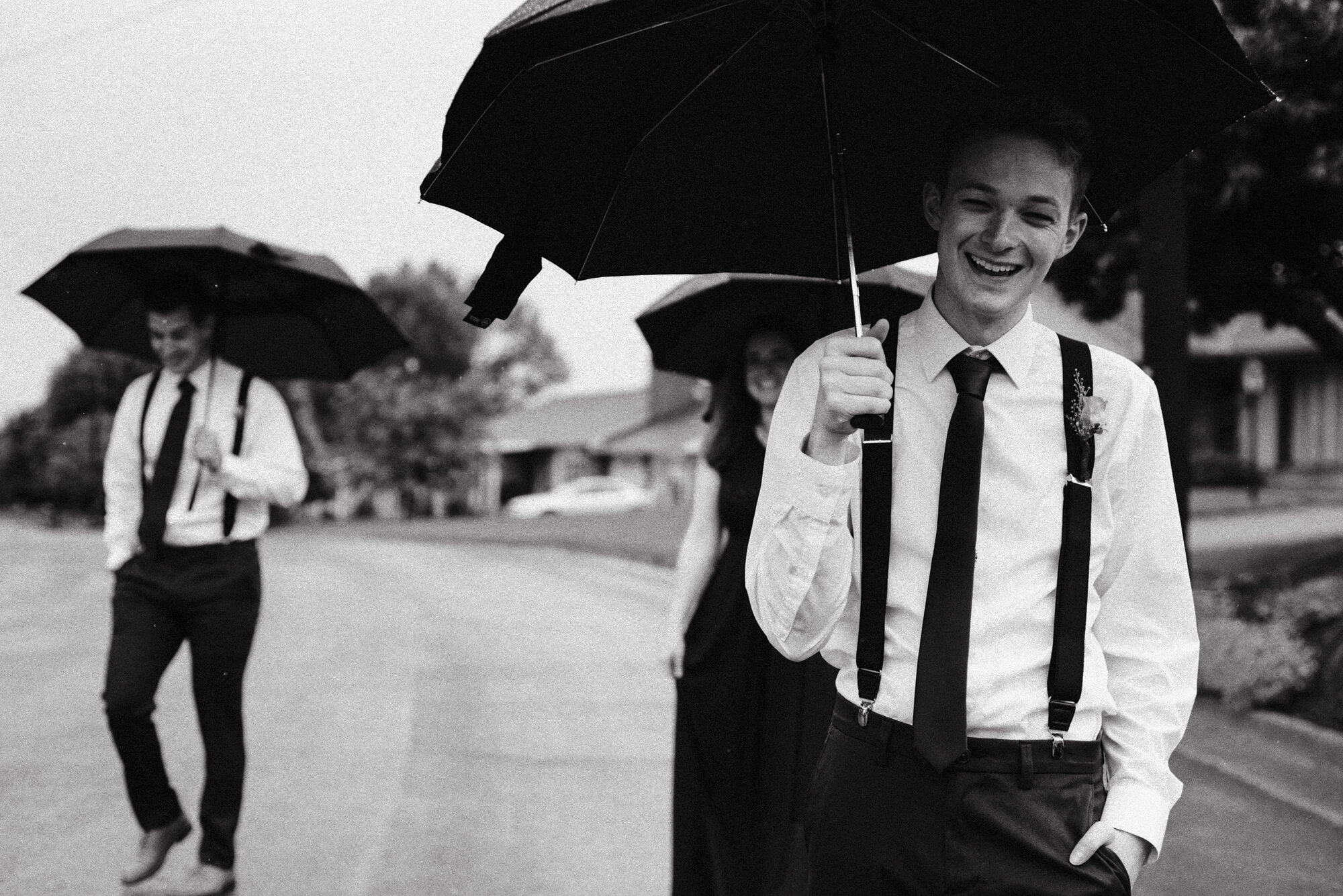 Alli and Mitchell - Rainy Backyard Wedding - Intimate Wedding - Fun Reception Photos - Virginia Wedding Photographer - Documentary Wedding Photography - White Sails Creative - Virginia Backyard Wedding Photographer_14.jpg