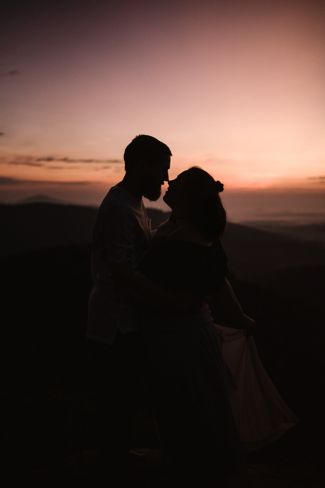 Sunrise Photoshoot - Adventurous Couple Session - Shenandoah National Park Photographer - White Sails Creative _6.jpg