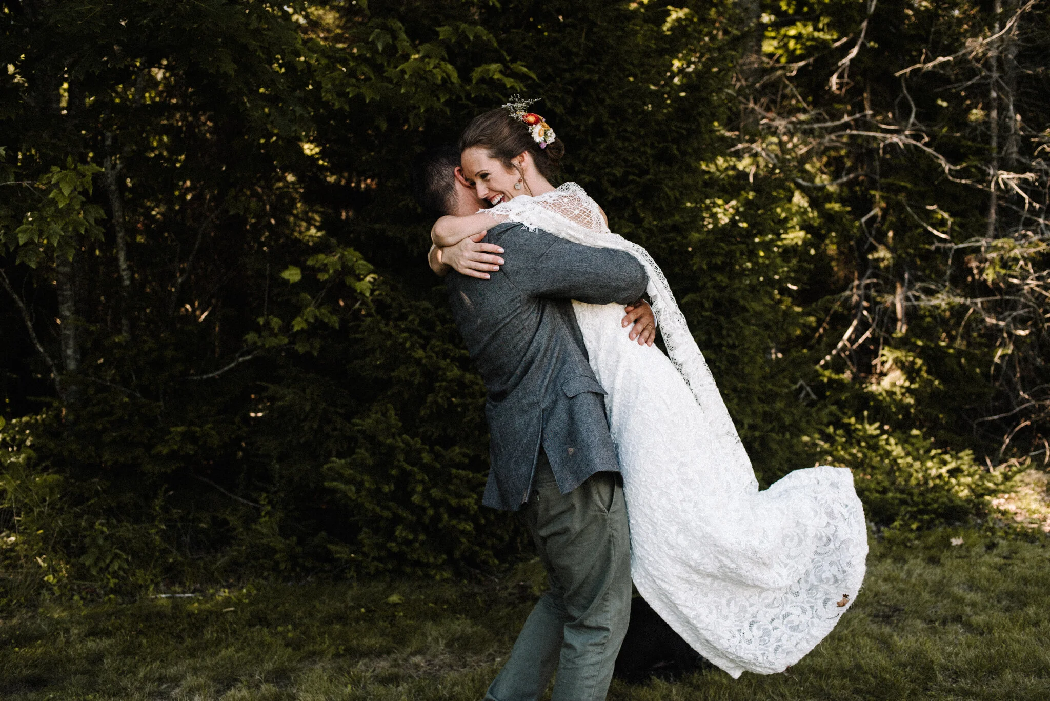 Damian+and+Jesse+Chebeague+Island+Maine+Backyard+Destination+Beach+Wedding+White+Sails+Creative_4.jpg