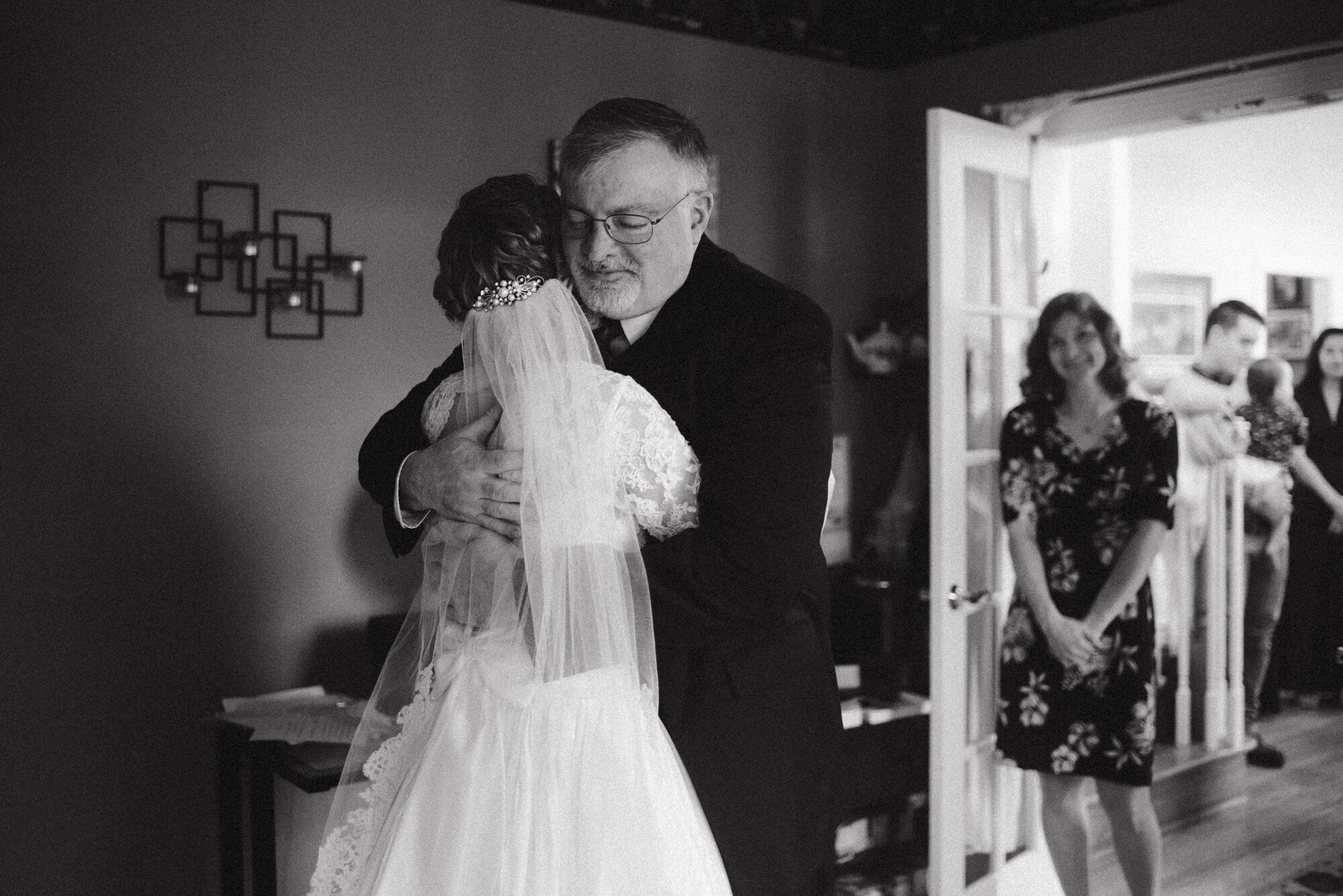 Alli+and+Mitchell+-+Rainy+Backyard+Wedding+-+Intimate+Wedding+-+Fun+Reception+Photos+-+Virginia+Wedding+Photographer+-+Documentary+Wedding+Photography+-+White+Sails+Creative+-+Virginia+Backyard+Wedding+Photographer_34.jpg