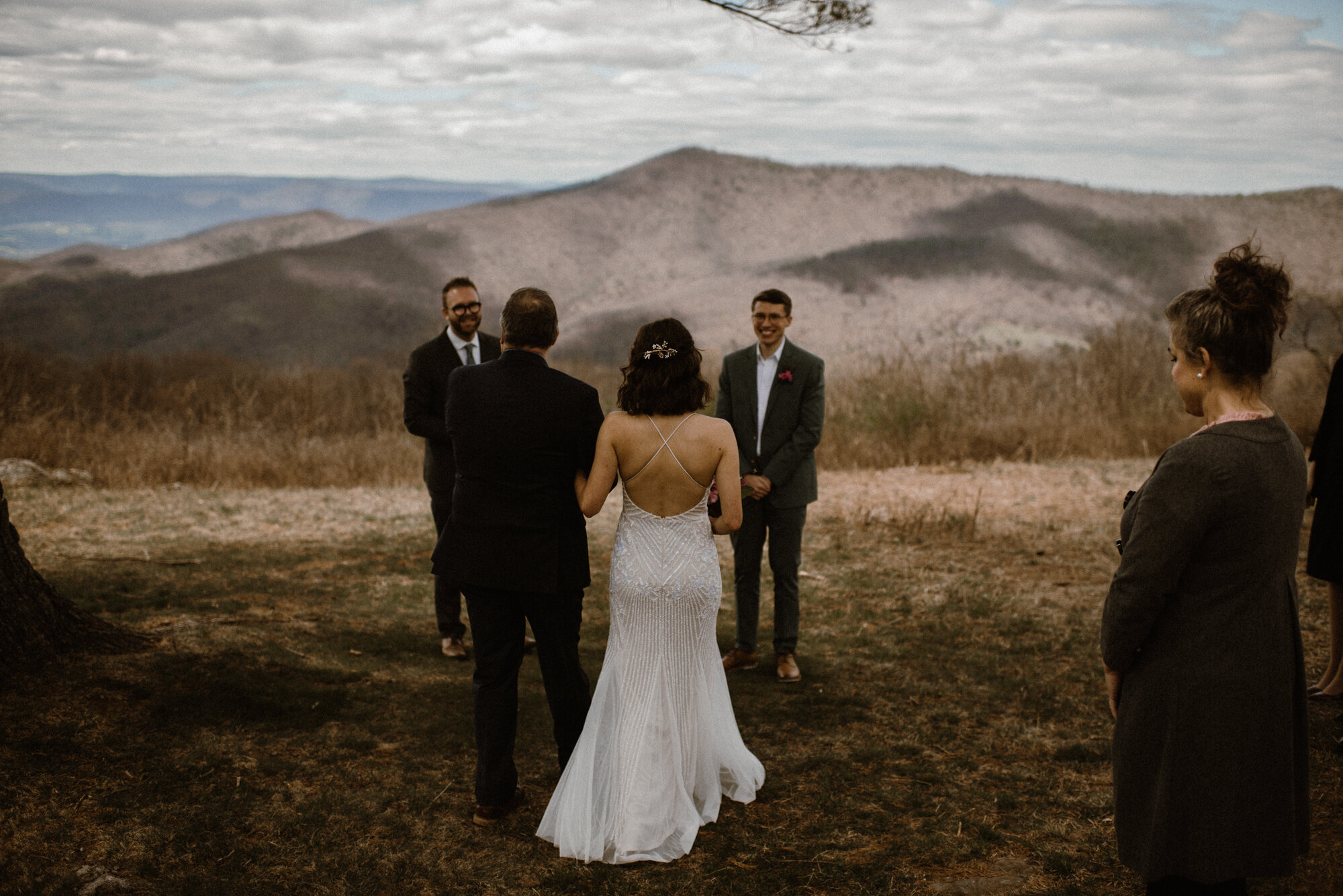 Elopement during Covid-19 - Eloping during Coronavirus - Shenandoah National Park Elopement - Blue Ridge Mountain Virginia Wedding - How to Elope in Shenandoah National Park - Mountain Wedding Ideas_7.jpg