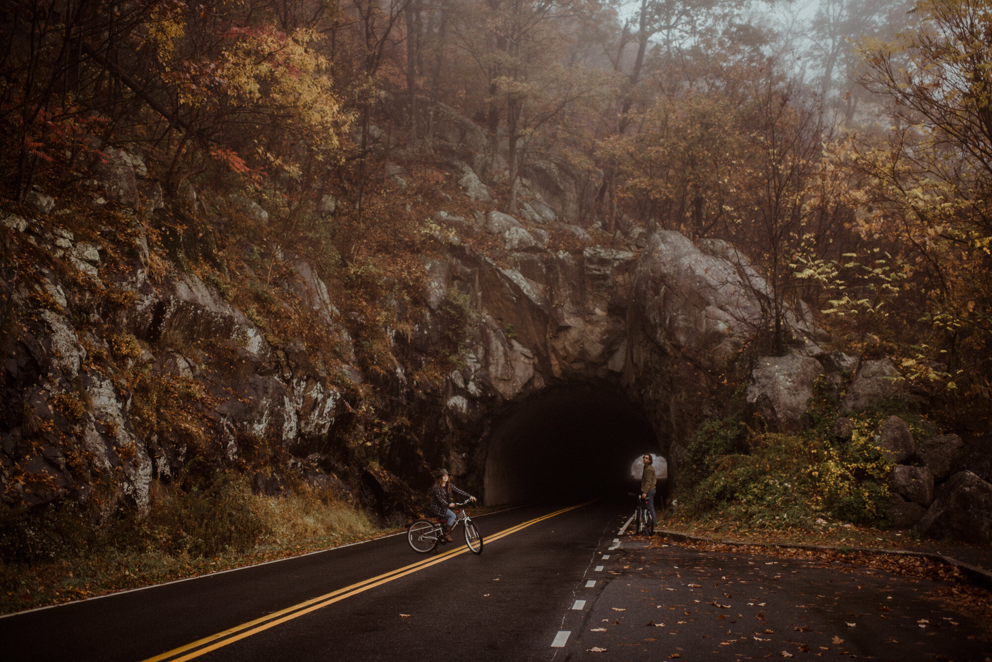 Shenandoah National Park Couple Photo Shoot - Autumn Photo Shoot on the Blue Ridge Parkway - Couple Bicycle Photo Shoot - Foggy Couple Photo Shoot - White Sails Creative_18.jpg