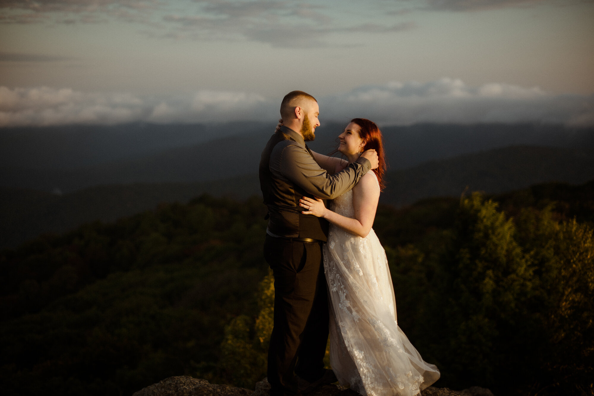 Sunrise hiking elopement - Foggy hiking elopement - virginia waterfall elopement - shenandoah national park elopement - white sails creative_50.jpg