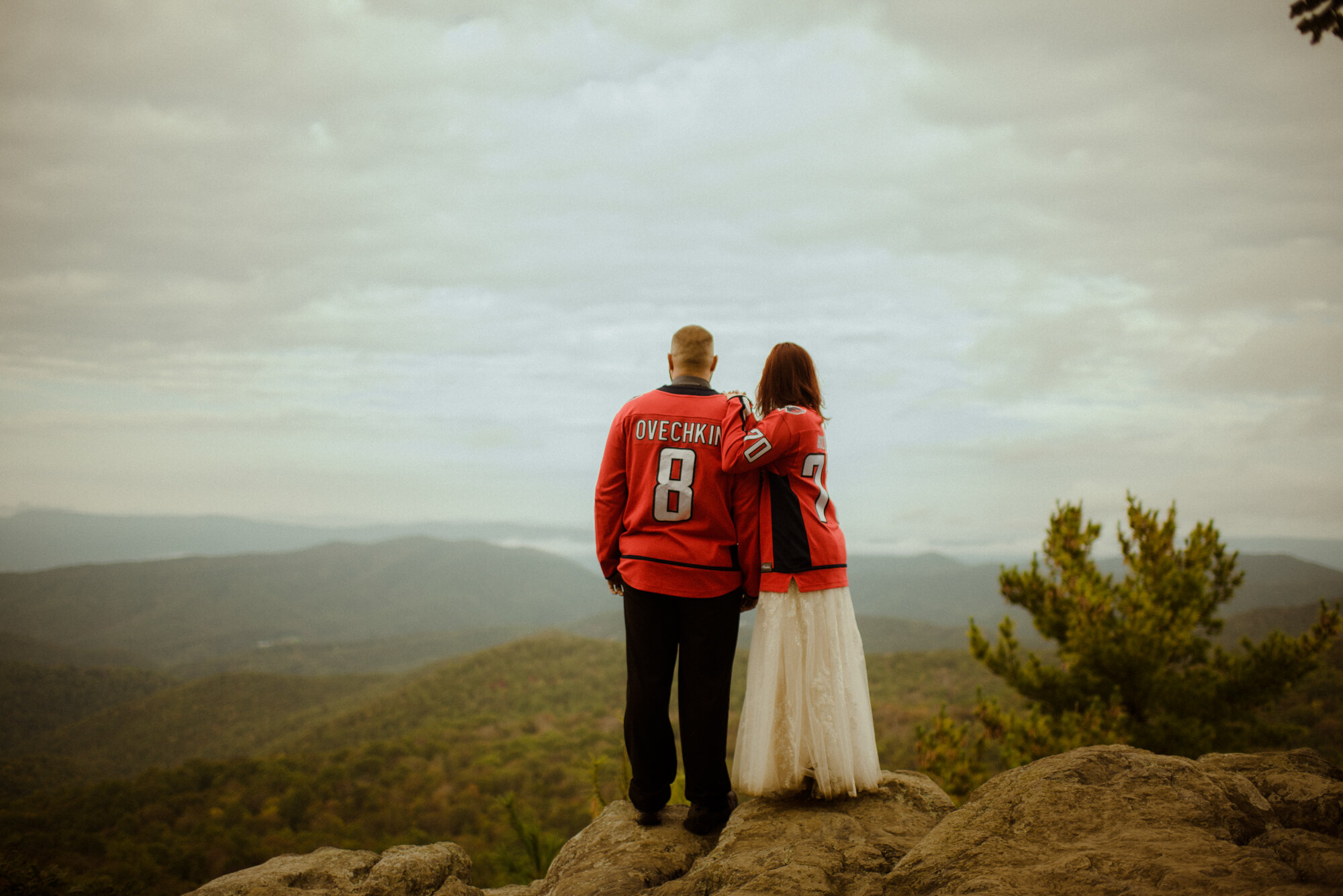 Sunrise hiking elopement - Foggy hiking elopement - virginia waterfall elopement - shenandoah national park elopement - white sails creative_87.jpg