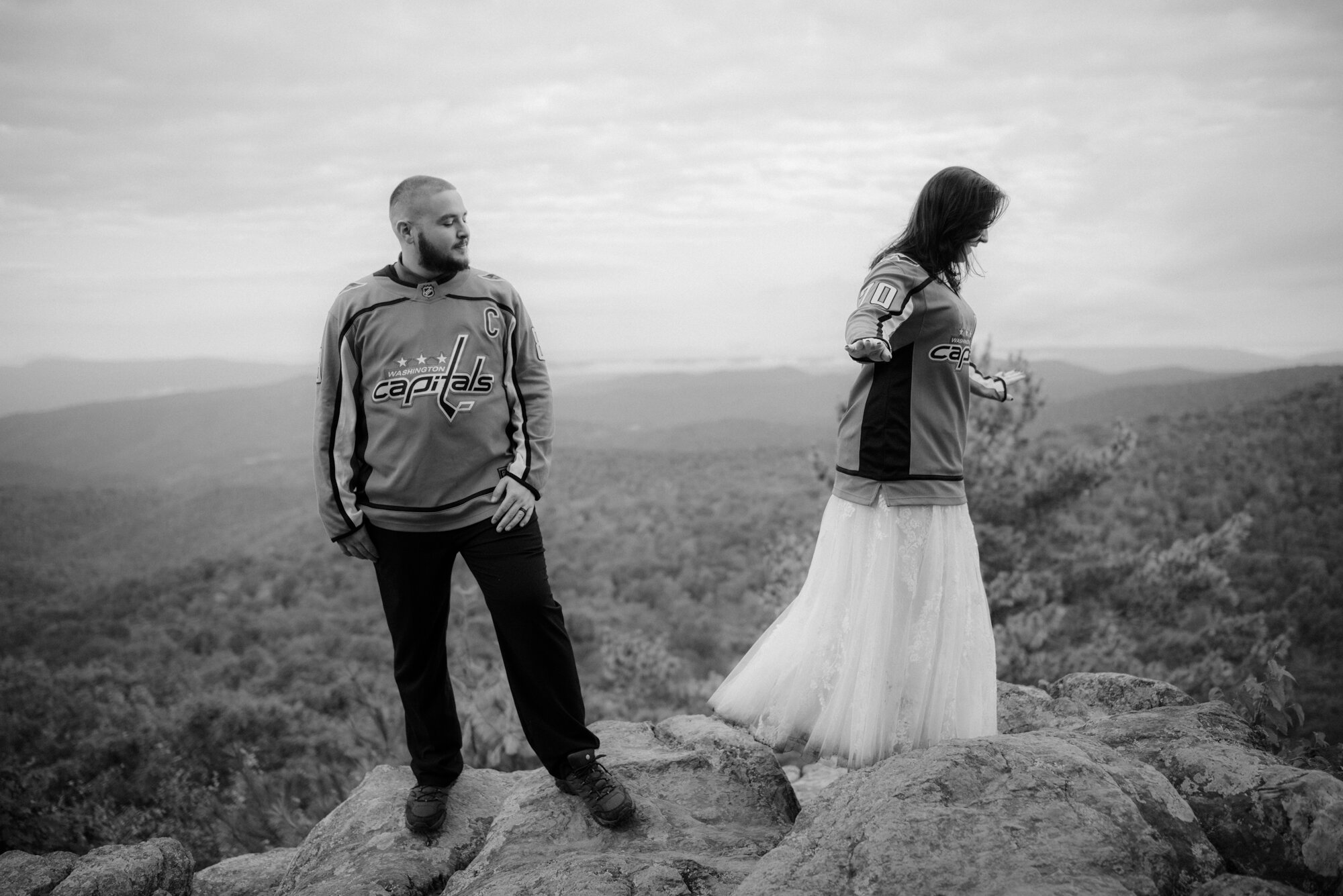 Sunrise hiking elopement - Foggy hiking elopement - virginia waterfall elopement - shenandoah national park elopement - white sails creative_88.jpg