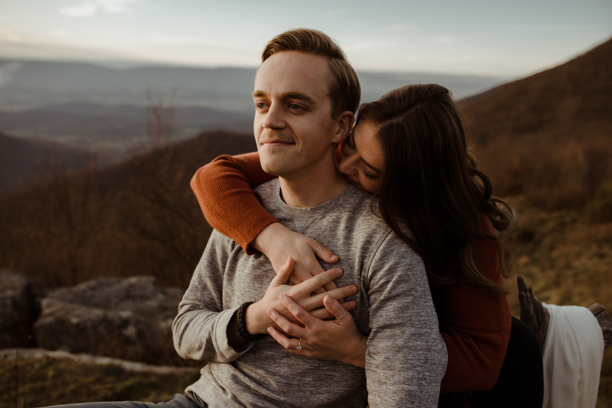 Autumn Engagement Session in Shenandoah National Park - Skyline Drive Couples Photo Shoot - Blue Ridge Parkway Picnic Engagement Session - White Sails Creative_9.jpg