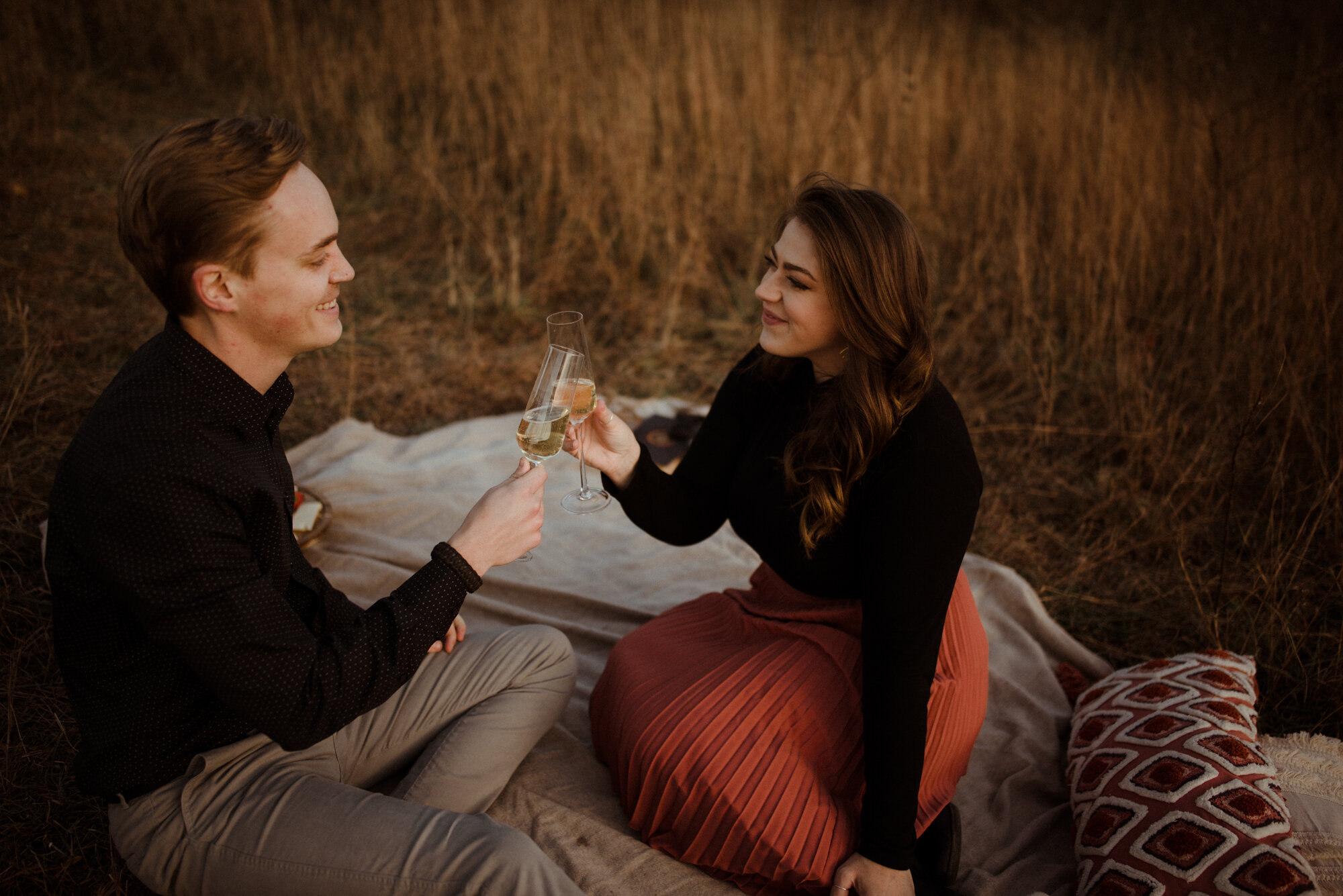 Autumn Engagement Session in Shenandoah National Park - Skyline Drive Couples Photo Shoot - Blue Ridge Parkway Picnic Engagement Session - White Sails Creative_26.jpg