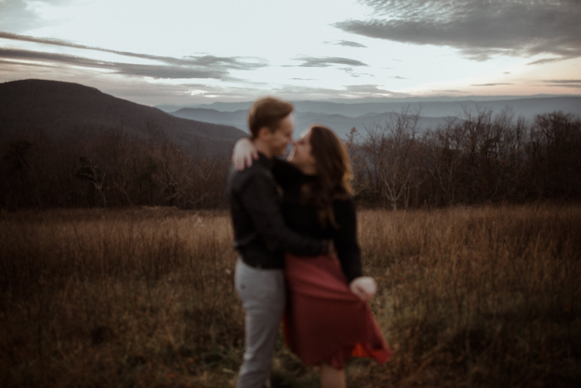 Autumn Engagement Session in Shenandoah National Park - Skyline Drive Couples Photo Shoot - Blue Ridge Parkway Picnic Engagement Session - White Sails Creative_42.jpg