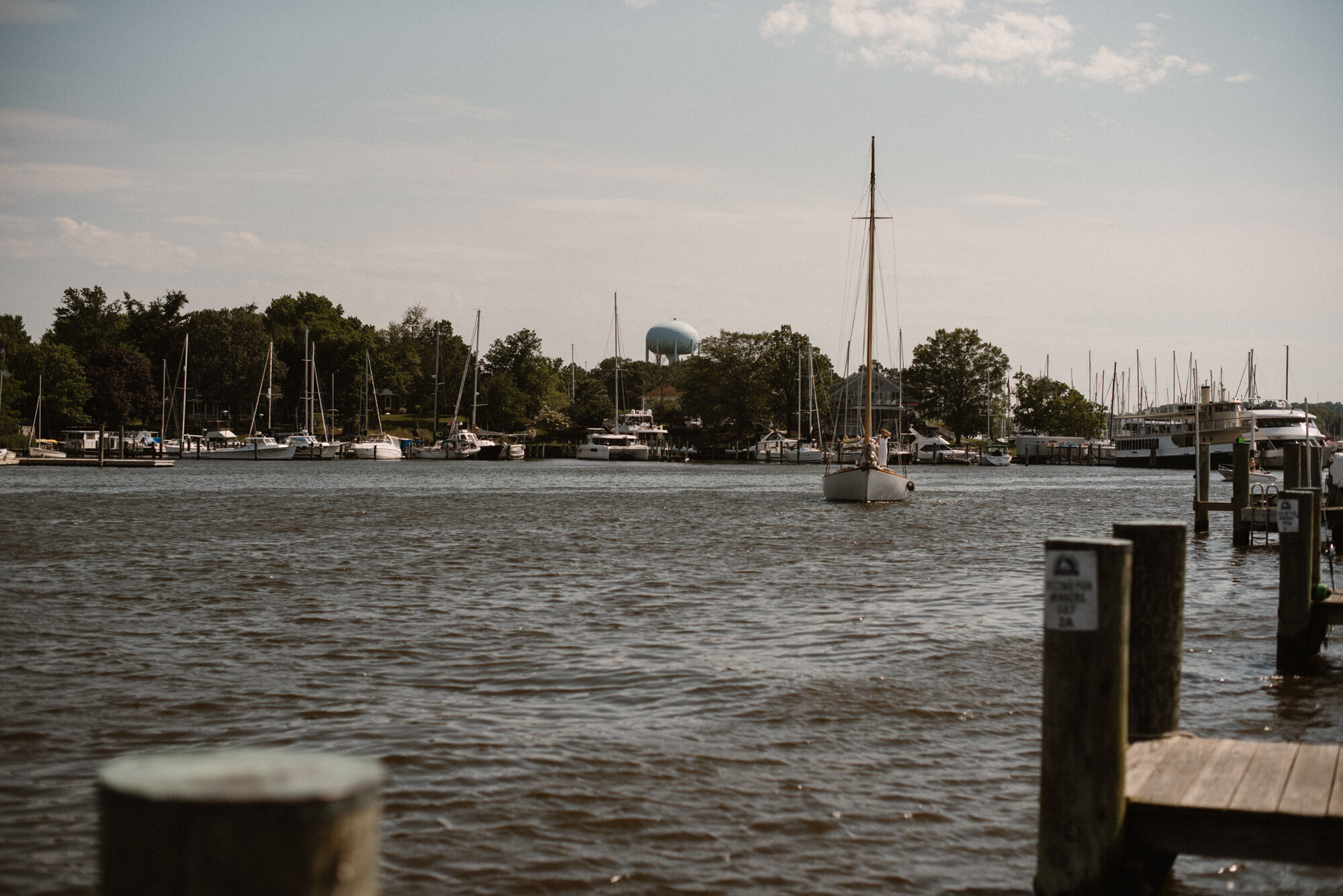 Sailboat Wedding in Annapolis Maryland - Sailboat Elopement - Maryland Adventure Elopement - White Sails Creative_2.jpg