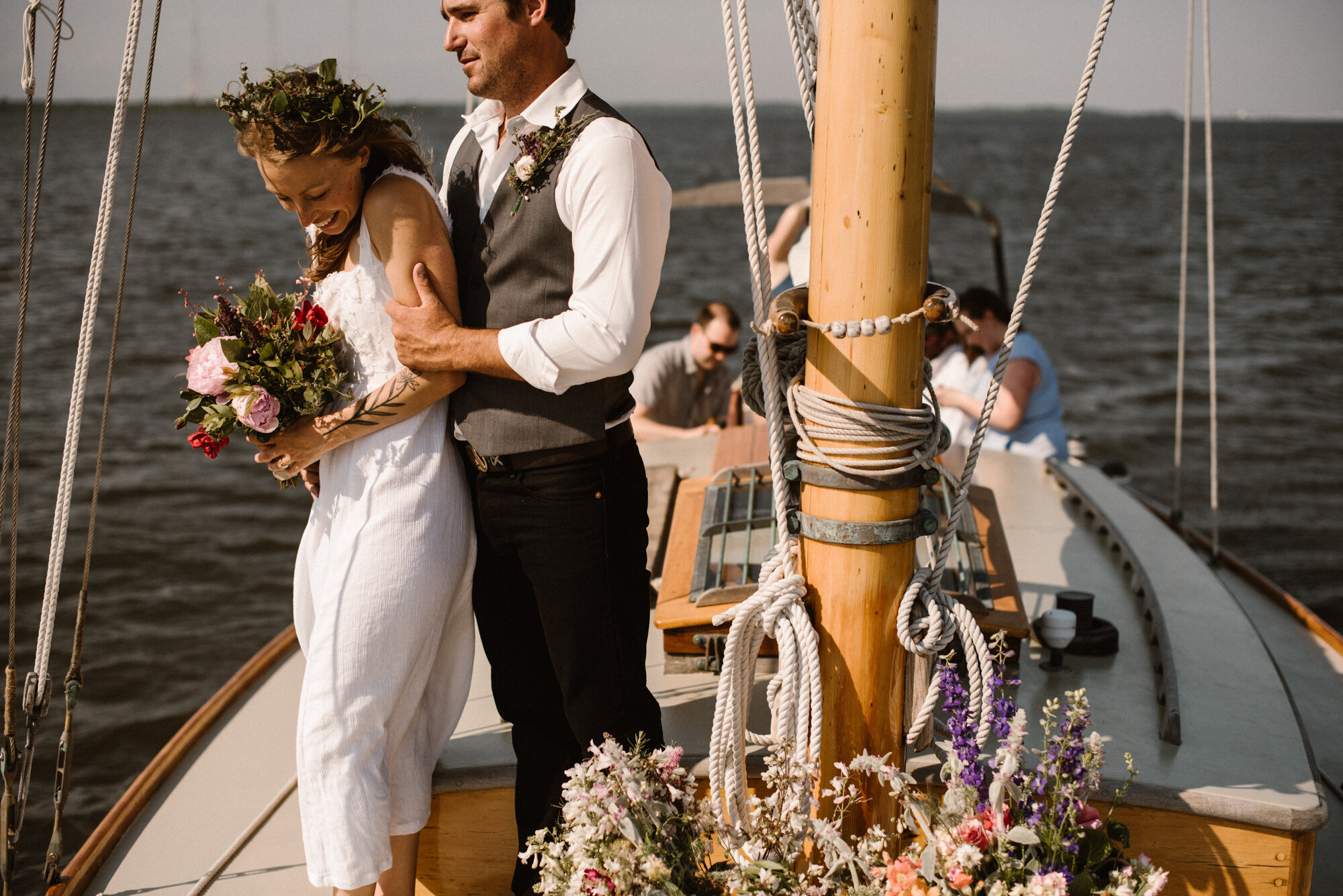 Sailboat Wedding in Annapolis Maryland - Sailboat Elopement - Maryland Adventure Elopement - White Sails Creative_64.jpg