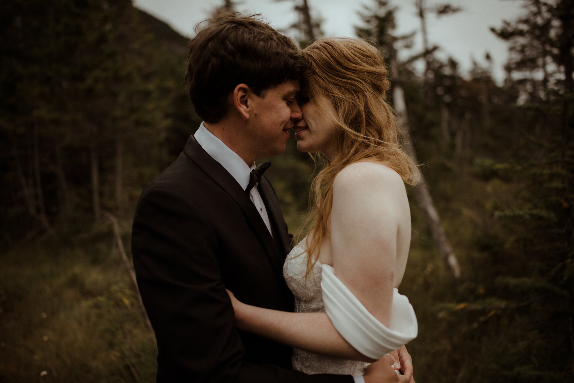 Autumn Elopement in New Hampshire - Backyard Wedding during COVID and Sunrise Hike in Wedding Dress - White Sails Creative_108.jpg