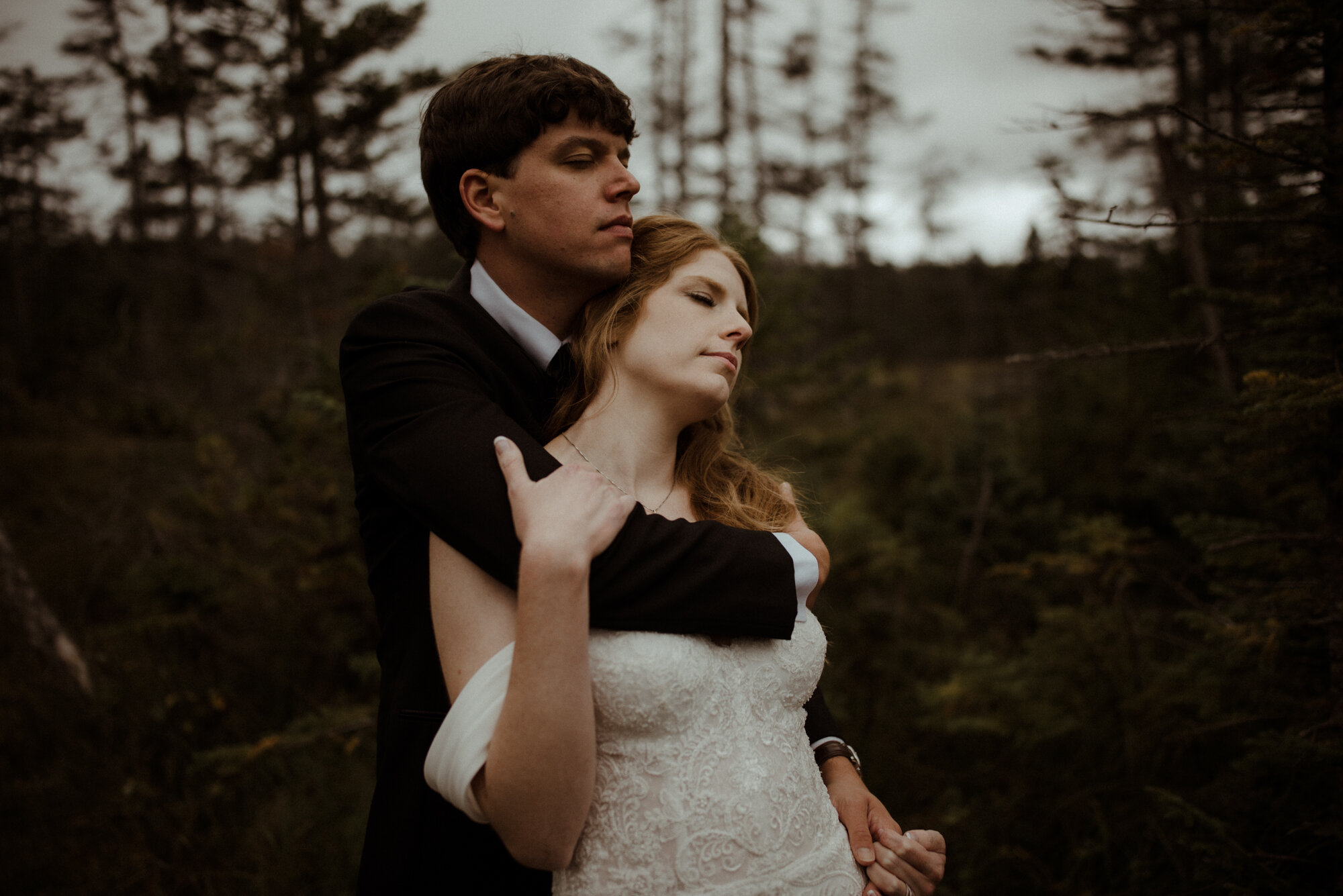 Autumn Elopement in New Hampshire - Backyard Wedding during COVID and Sunrise Hike in Wedding Dress - White Sails Creative_110.jpg