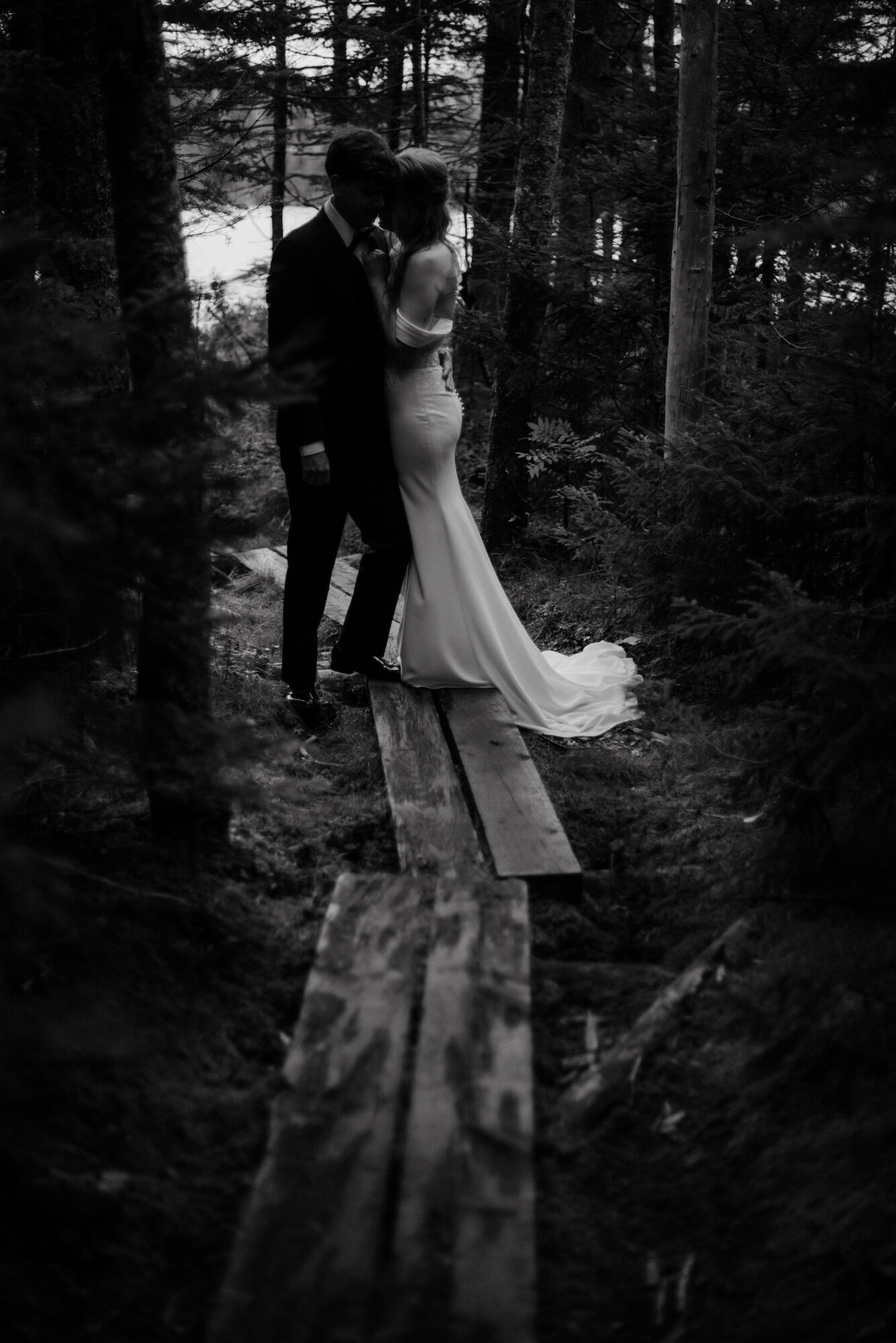 Autumn Elopement in New Hampshire - Backyard Wedding during COVID and Sunrise Hike in Wedding Dress - White Sails Creative_113.jpg