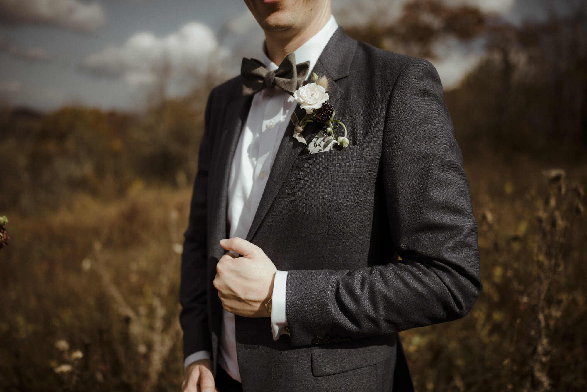 Autumn Elopement on Shenandoah National Park - Glamorous Elopement in the Blue Ridge Mountains - Picnic Elopement Inspiration_45.jpg