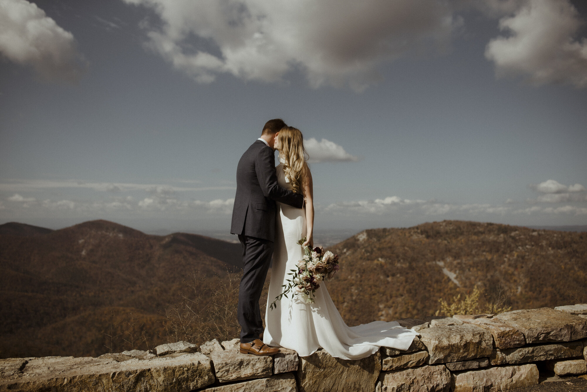 Autumn Elopement on Shenandoah National Park - Glamorous Elopement in the Blue Ridge Mountains - Picnic Elopement Inspiration_52.jpg