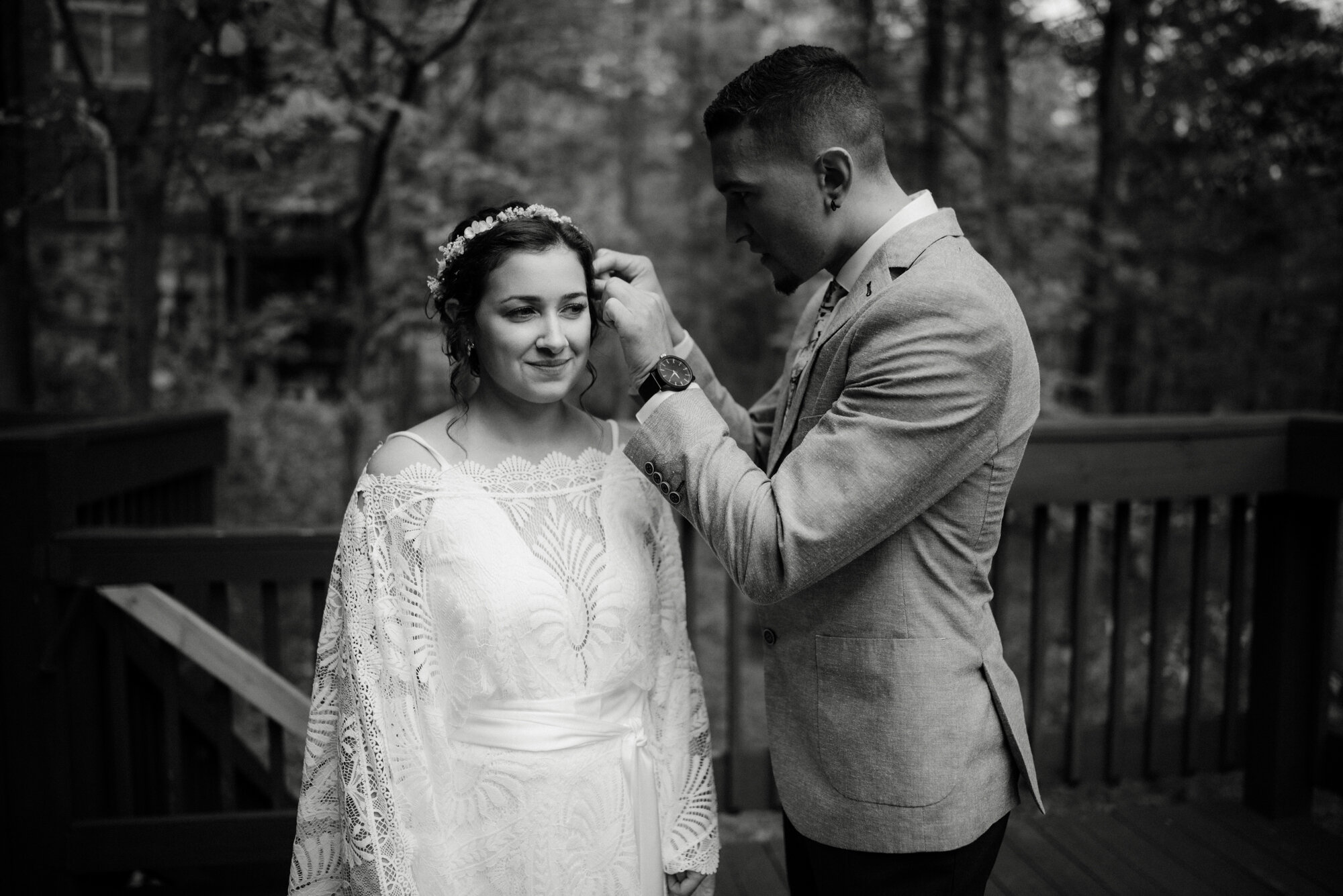 Antonia and Joey - Rainy Autumn Wedding - Small Virginia Wedding - White Sails Creative Photography_16.jpg