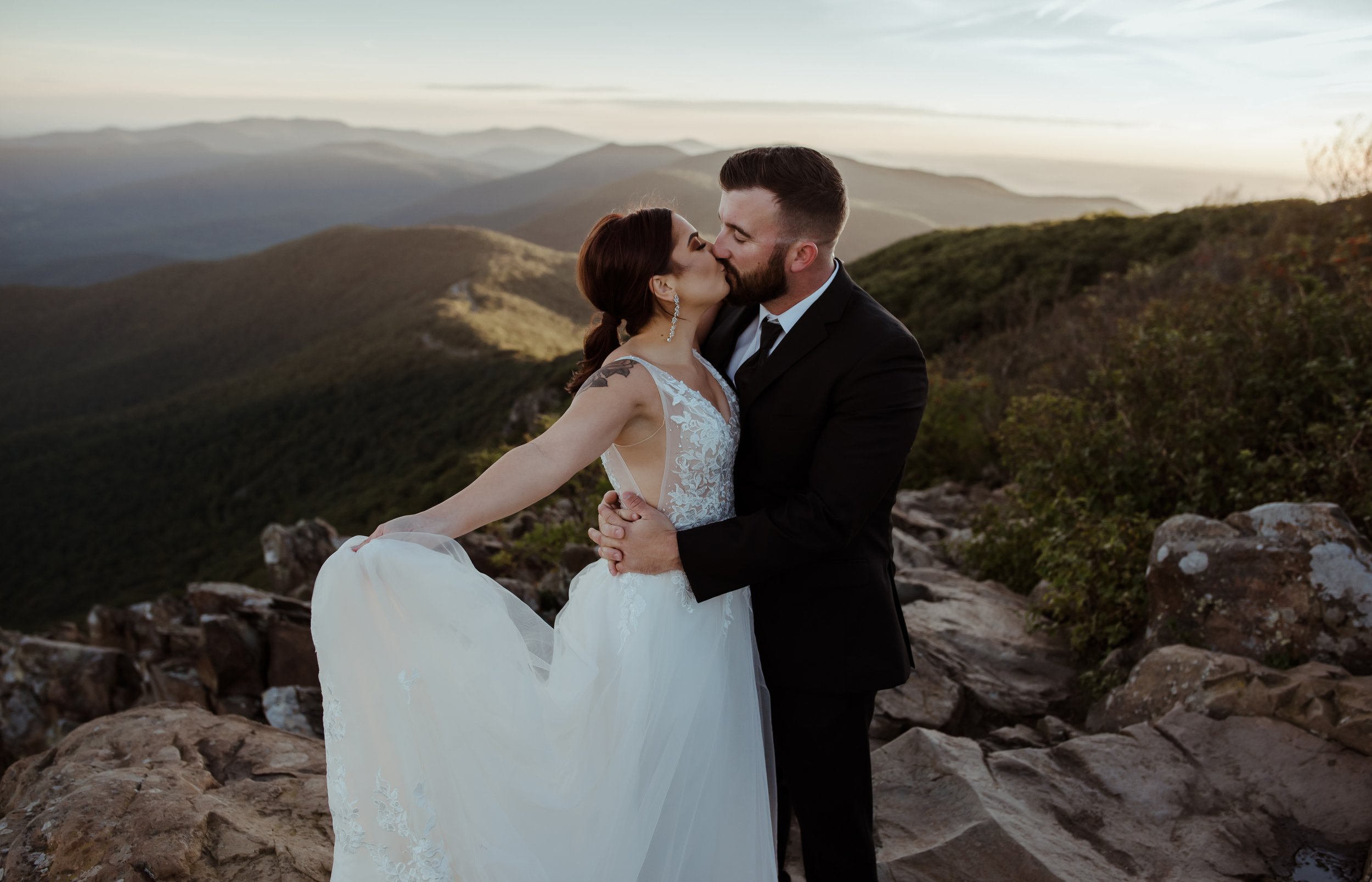 Summer Sunrise Elopement on Stony Man Summit | Virginia Elopement Photographer34.jpg