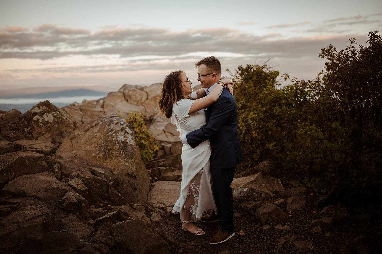 Shenandoah National Park Hiking Elopement with Guests - White Sails Creative_50.jpg