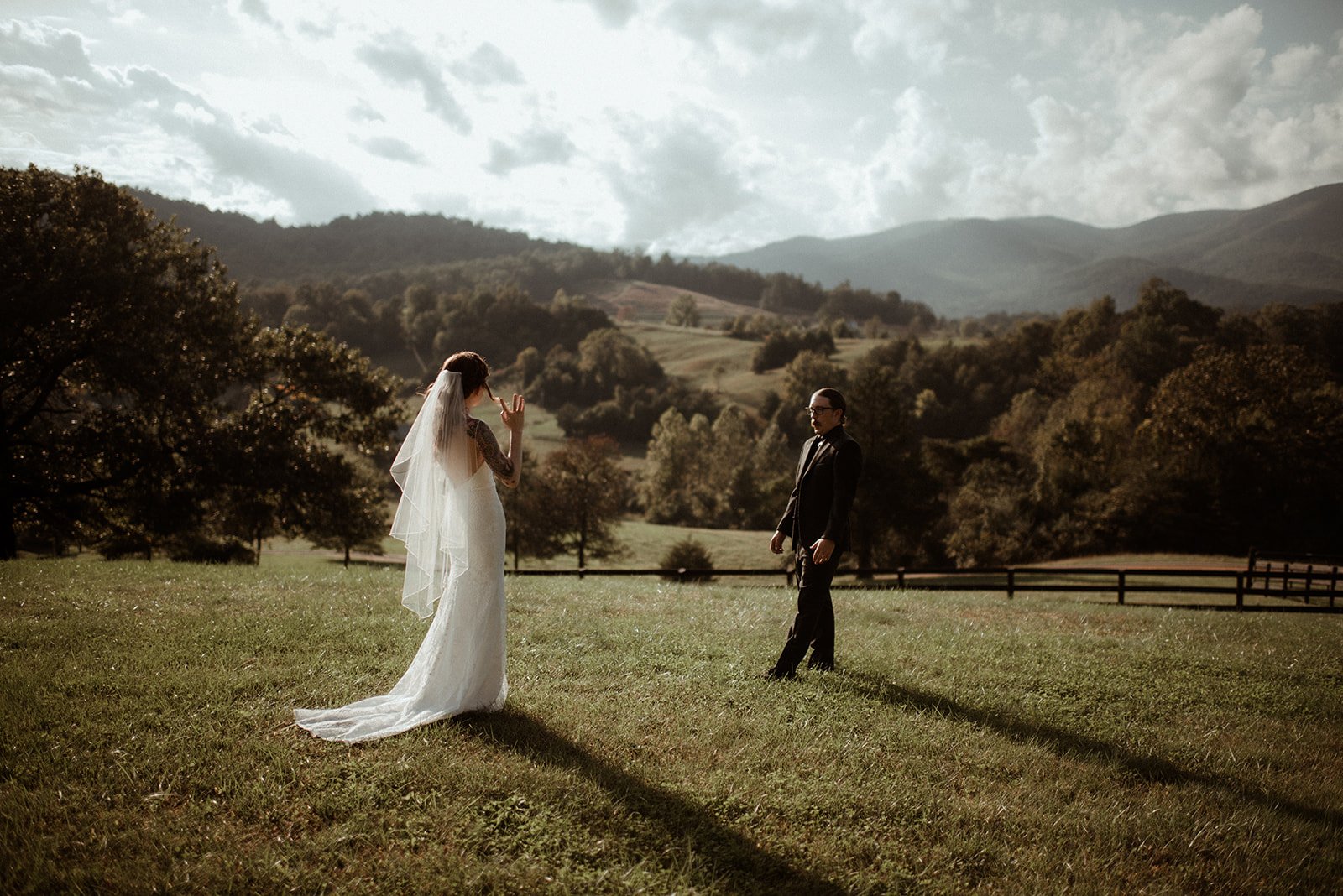 Intimate Airbnb Wedding in Virginia Mountains - Blue Ridge Wedding - White Sails Creative_29.jpg