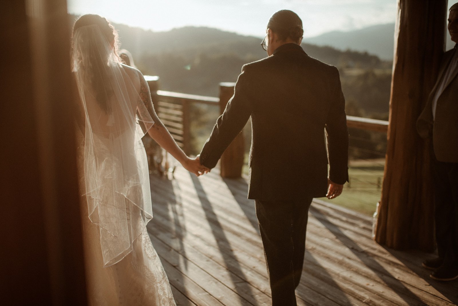 Intimate Airbnb Wedding in Virginia Mountains - Blue Ridge Wedding - White Sails Creative_71.jpg