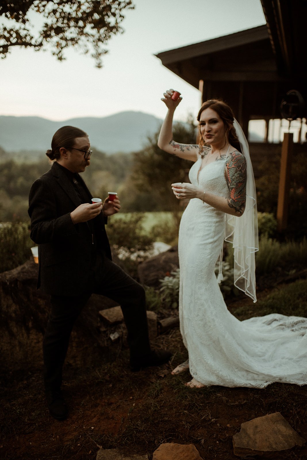 Intimate Airbnb Wedding in Virginia Mountains - Blue Ridge Wedding - White Sails Creative_102.jpg