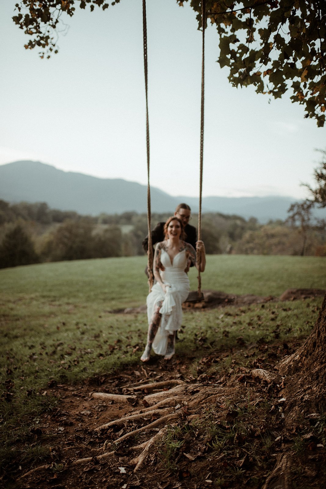 Intimate Airbnb Wedding in Virginia Mountains - Blue Ridge Wedding - White Sails Creative_104.jpg