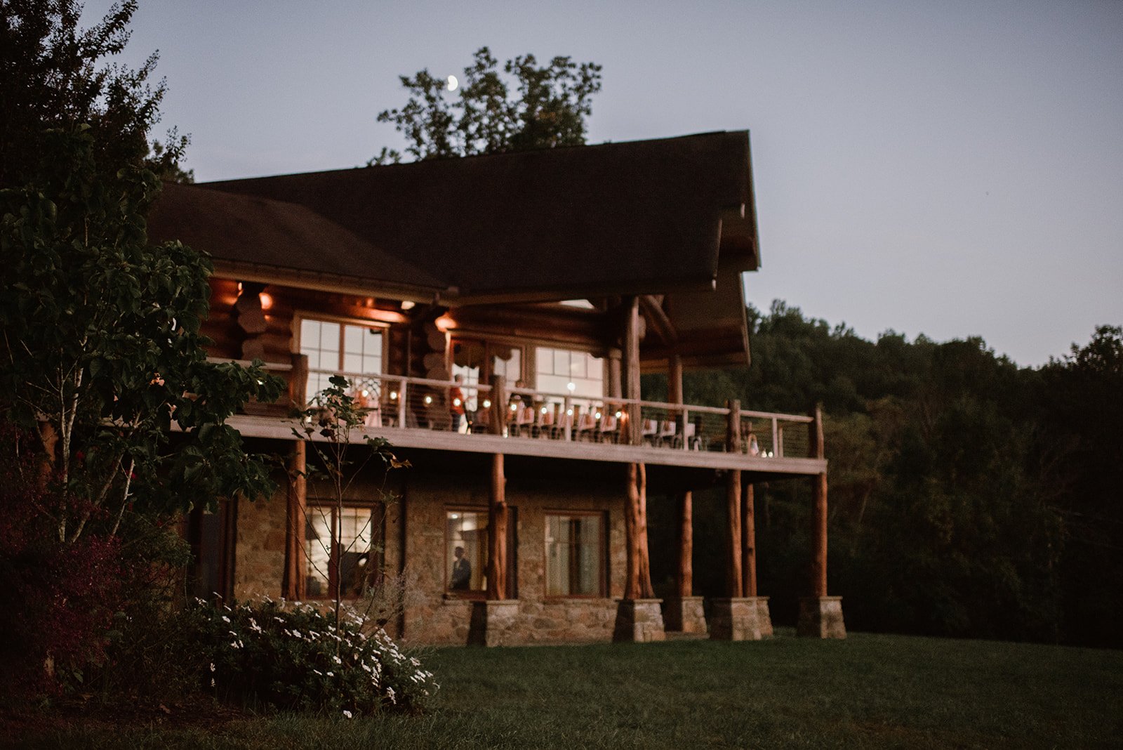 Intimate Airbnb Wedding in Virginia Mountains - Blue Ridge Wedding - White Sails Creative_143.jpg