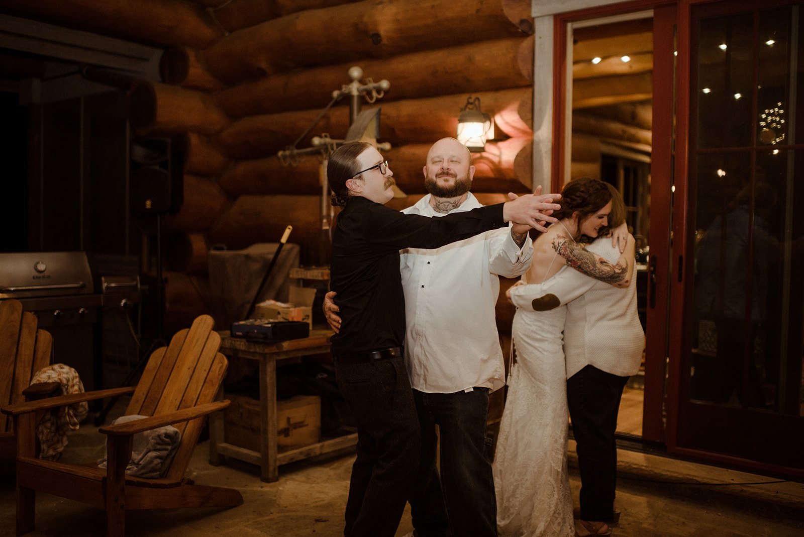 Intimate Airbnb Wedding in Virginia Mountains - Blue Ridge Wedding - White Sails Creative_160.jpg