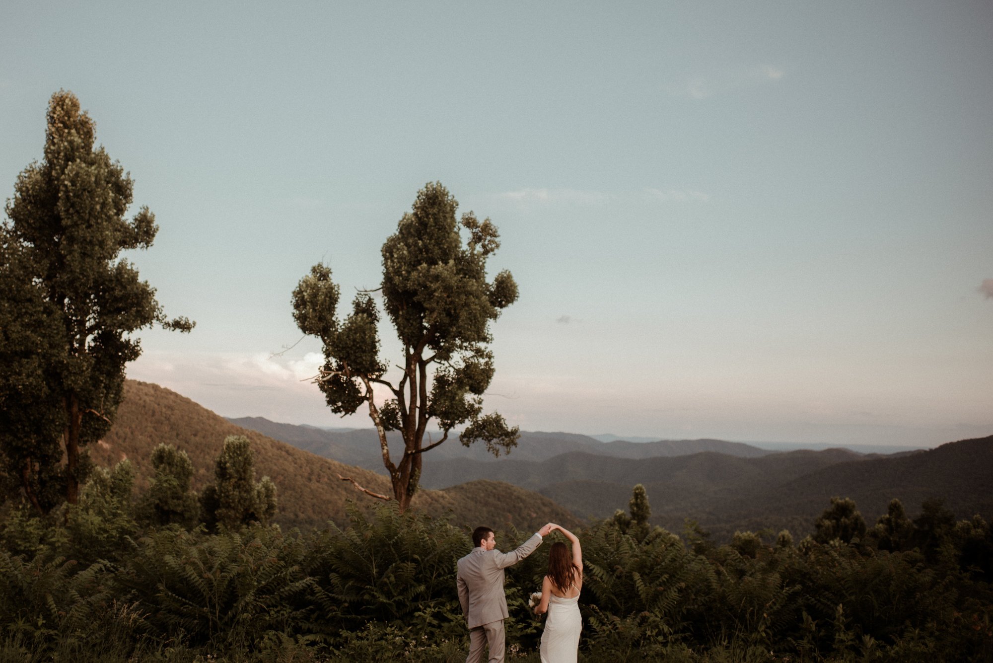 Sunset Elopement at Ravens Roost Overlook Blue Ridge Parkway Elopement Photographer in Virginia - White Sails Creative - Virginia Elopement Inspiration_102.jpg