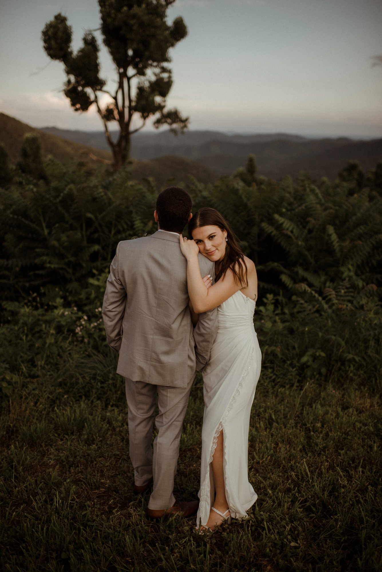 Sunset Elopement at Ravens Roost Overlook Blue Ridge Parkway Elopement Photographer in Virginia - White Sails Creative - Virginia Elopement Inspiration_106.jpg