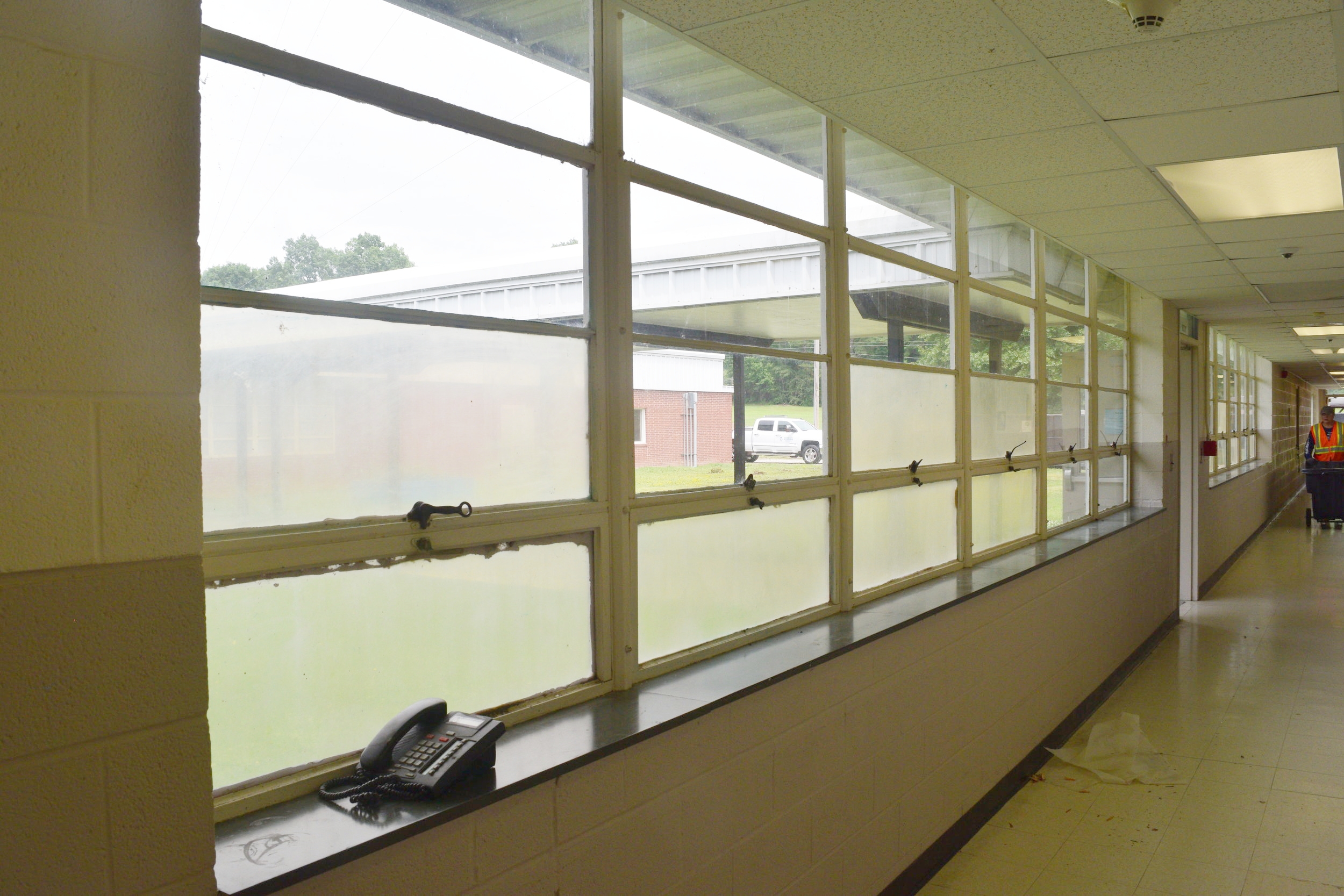  TYPICAL CORRIDOR - BEFORE 