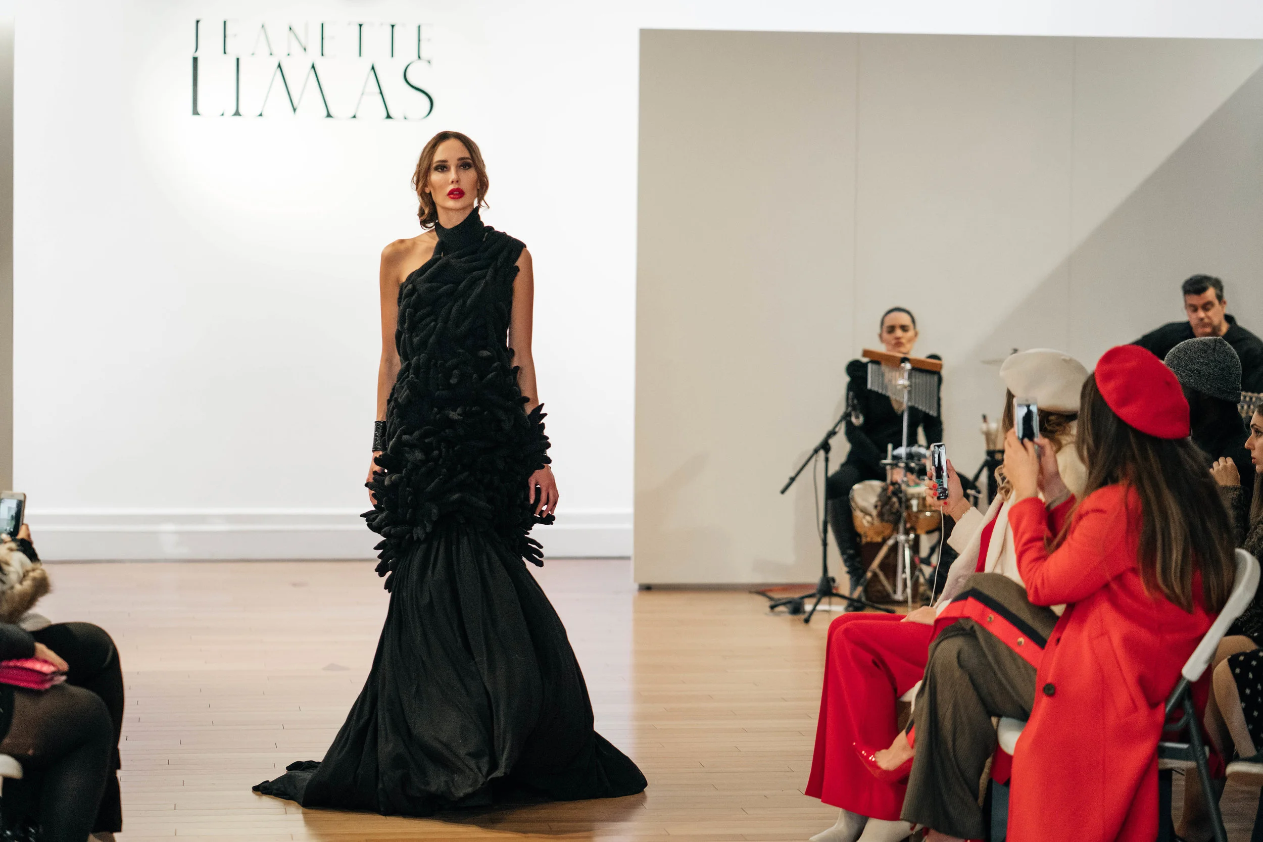 Jeanette Limas -Look 016.jpg