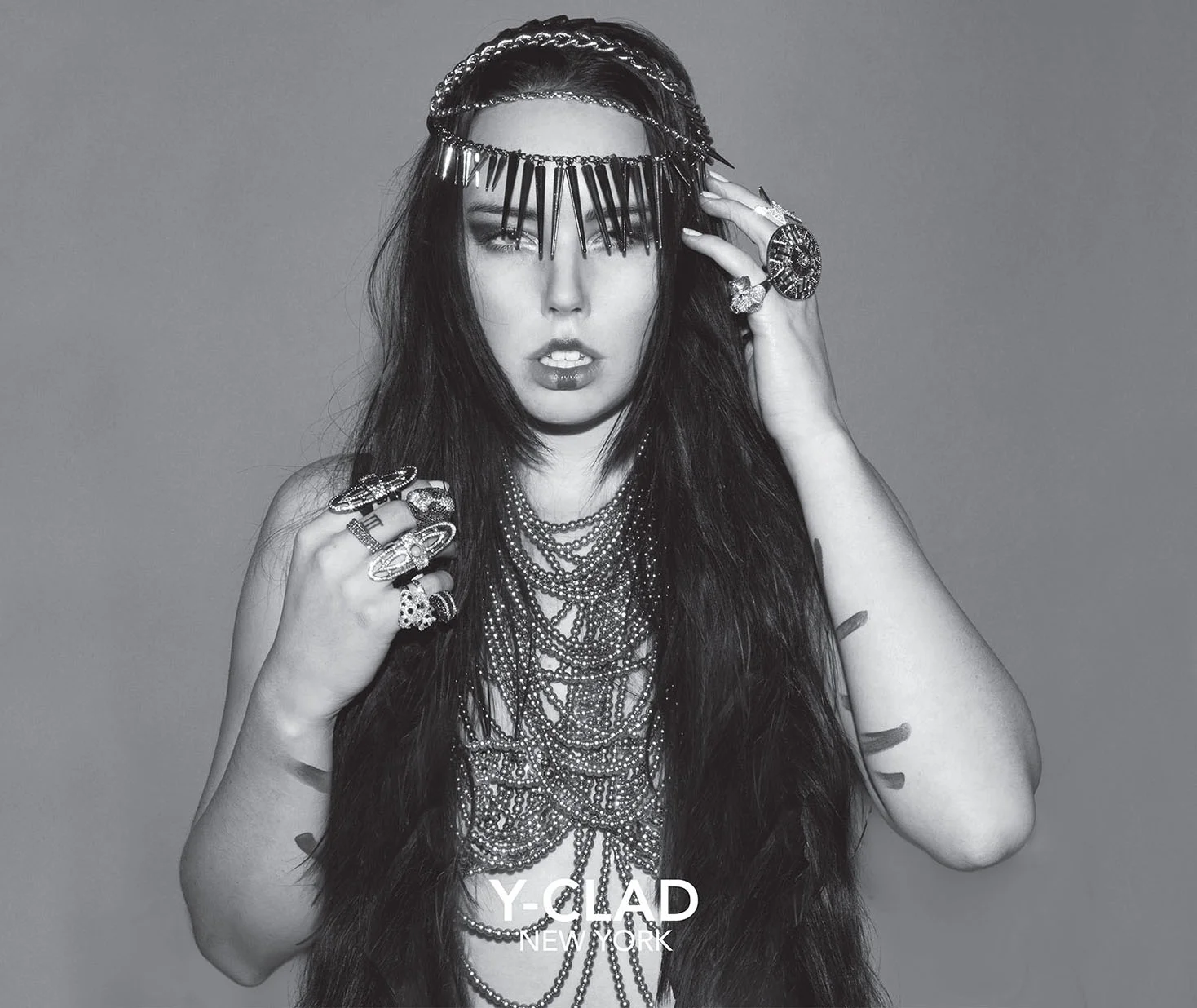 BlackWhite_Model Photos-1.jpg