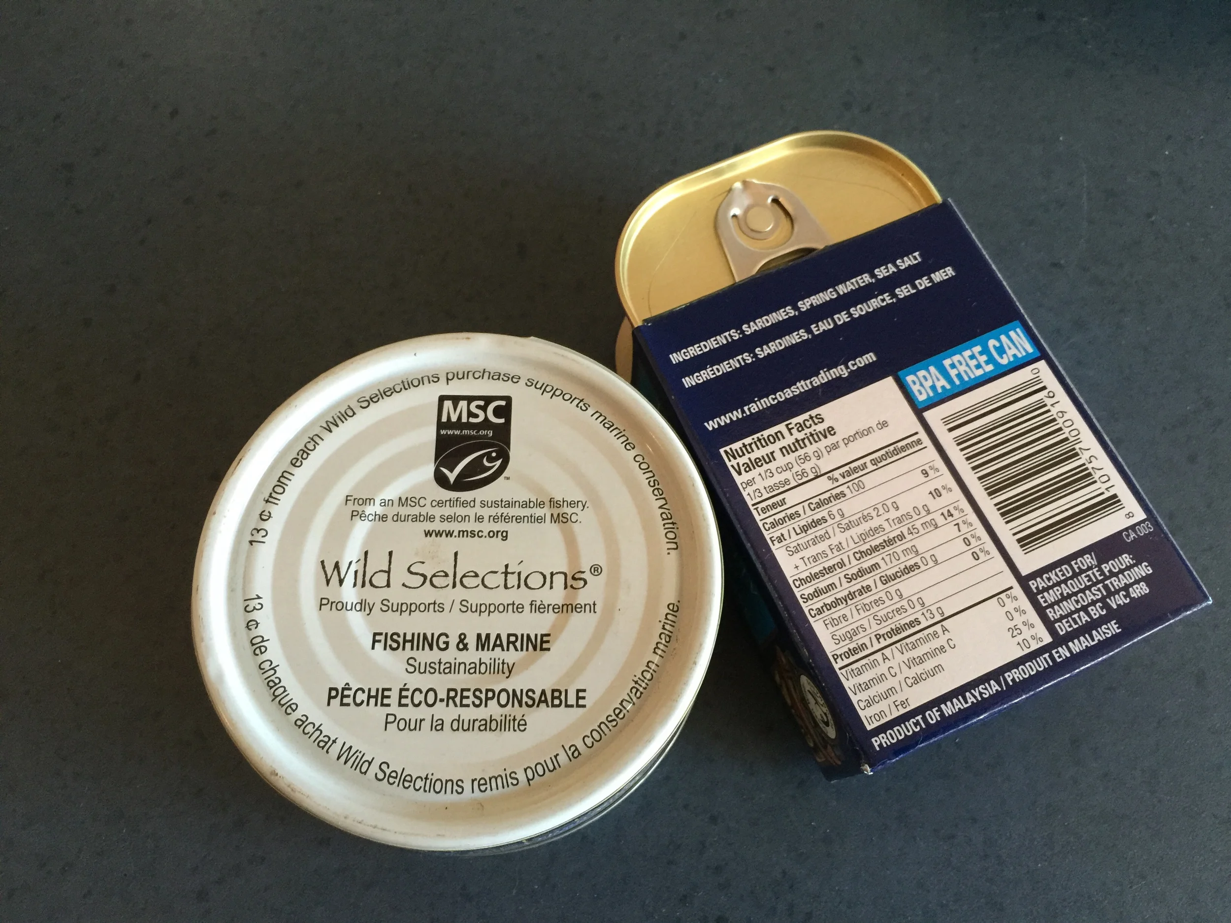 Here is my most favoritist tin boxes of SARDINES, plus my most favoritist kind of TUNA too!! They are all 'bout sustainability - which means these companies do not OVERFISH - plus these cans are special BPA-FREE, so when you eat what is inside, the metalbits from the tin box doesn't go in your bellyplumbing!! That is not so good!! .....