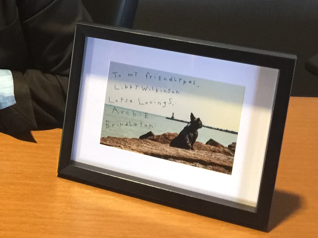 'Cuz this was a sooperspecial partytimes for her doing 'mazing workerman work for THIRTY YEARTIMES, I gave her a special giftypresent from me, Archie Brindleton!! ..................