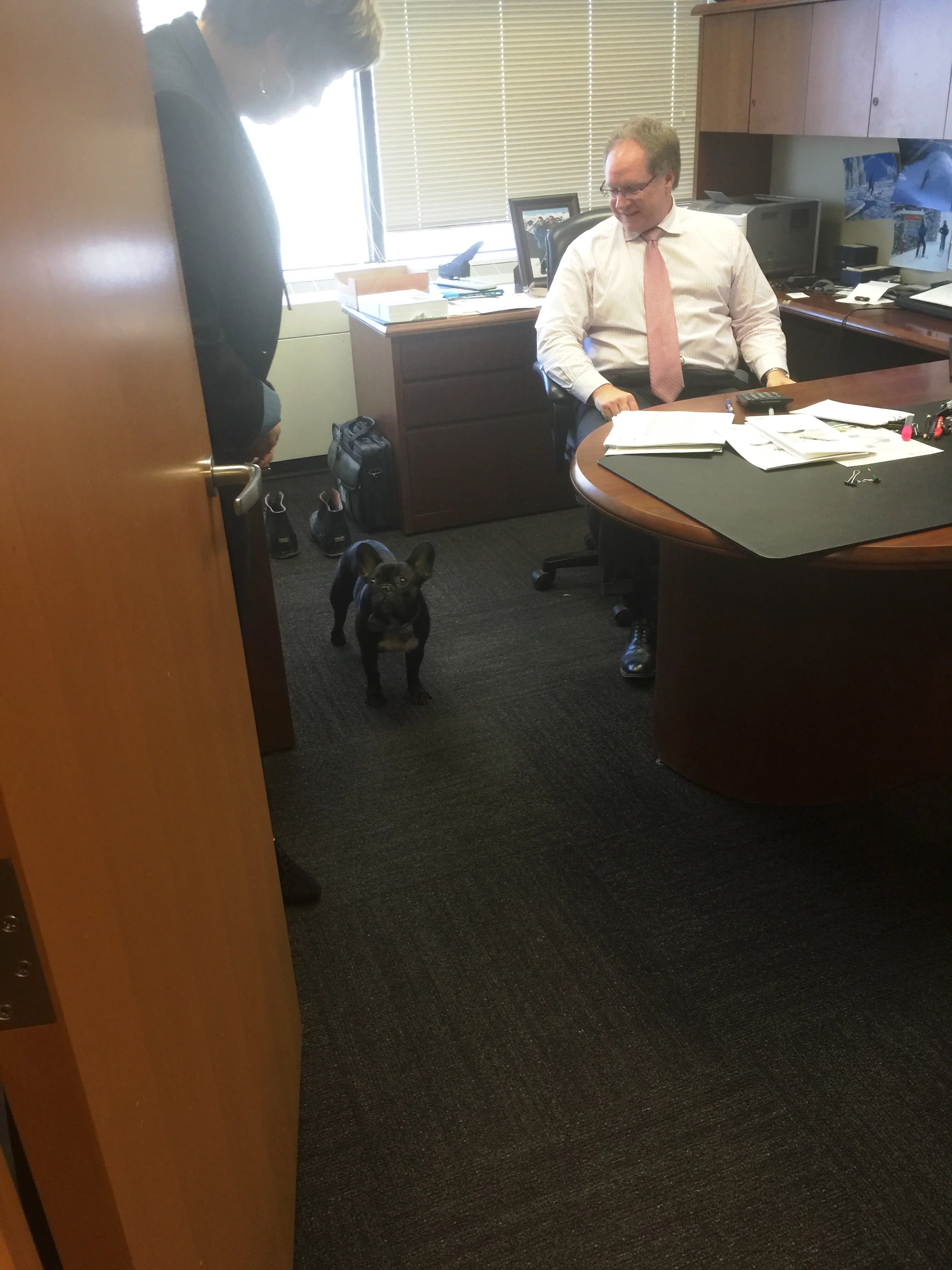 I am pretty sure this is the guy that cuts out alla the papery dollarpennies 'cuz he had scissorysnips up on his deskparts!! "KEEP UP THE SOOPERGOOD, CUTTERY, MISTERMAN!! YOU ARE DOING 'MAZING!!" ...............