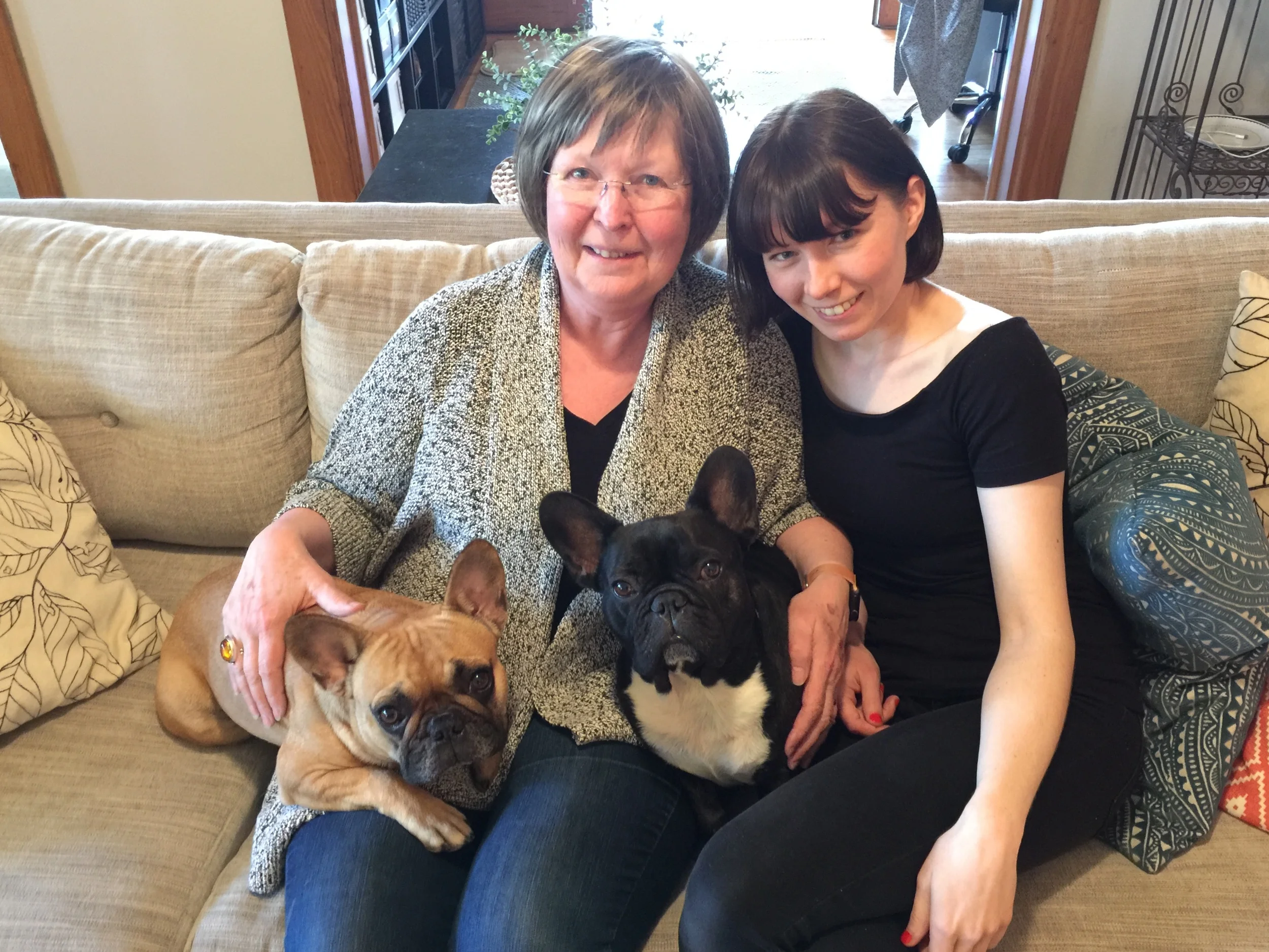 Me plus Mirabelle plus MUM plus MUMUM!! That is a lotta MUMLUVINGS you guys!! H💜 H💜 H💜