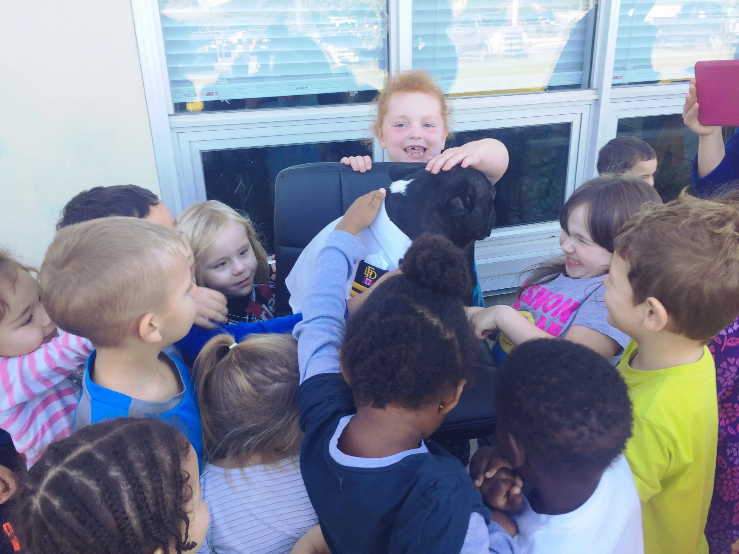 ME INNA FIRE SAFETY SHOW AT A LEARNINGSCHOOL!! (20 photos) 