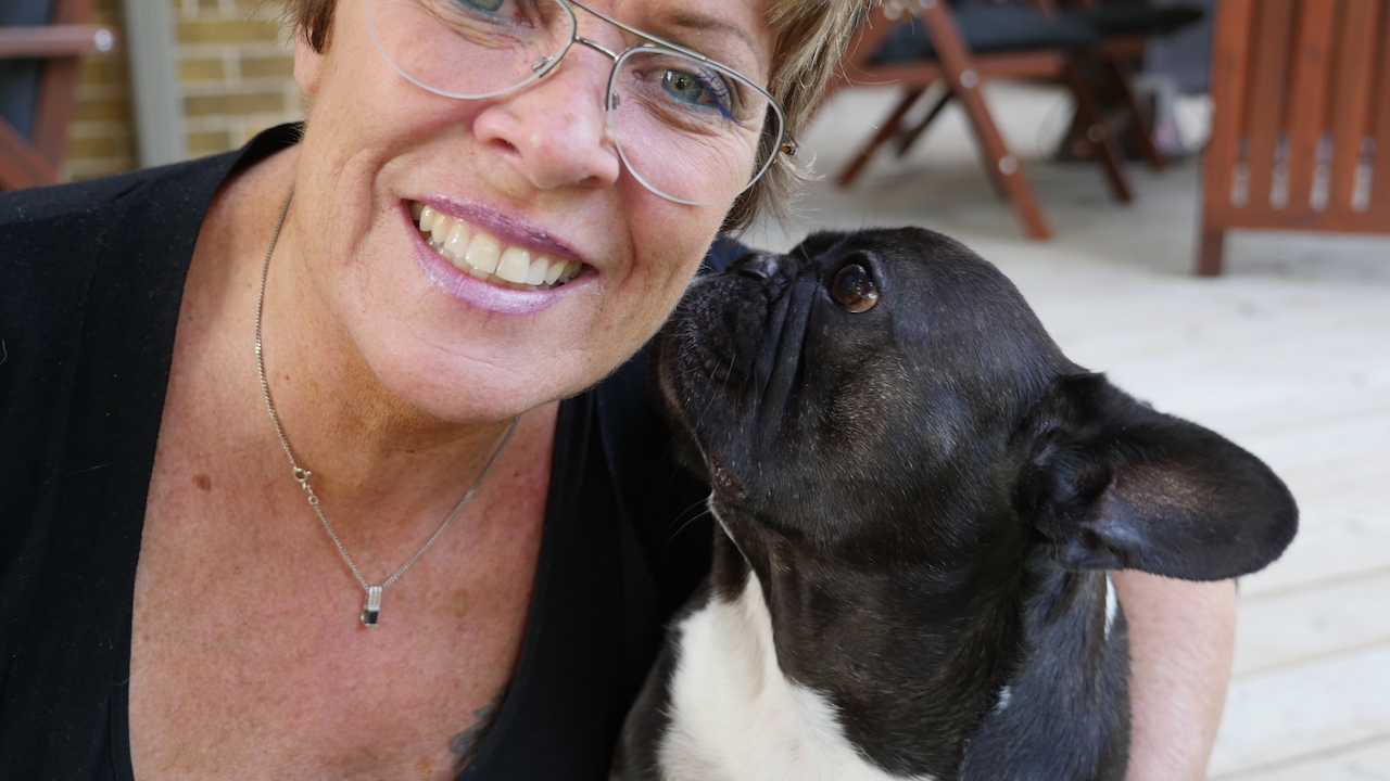 THURSDAY MORNINGTIMES... PLUS VISITATIONAL HANG-OUTERY WITH LIBBY WILKINSON!! (8 photos + 2 galleries)