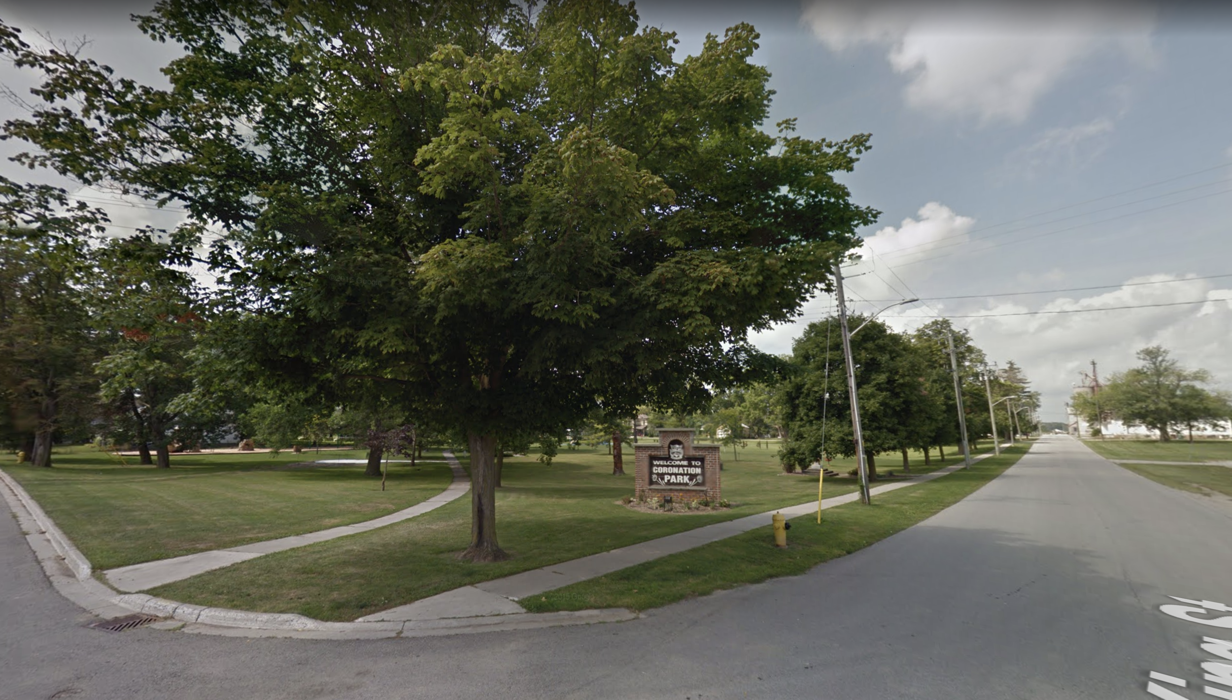There is no Parking Rodeo (PARKING LOT), plus rollycar roads go allaways ‘round!! Just sayin’!!