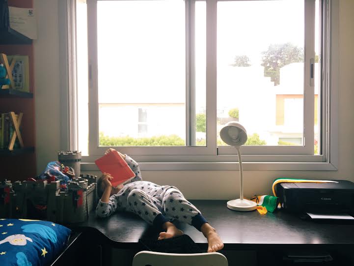 7.12 / 11:09 ante meridiem // I found Jaime like this. He loves his iPad games.