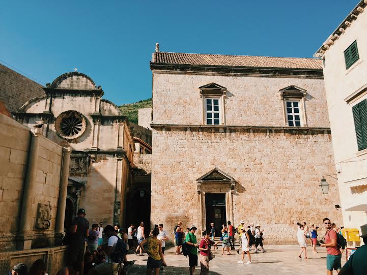 7.24 / 4:46 post meridiem // ANNND I'm in Dubrovnik!! I explored Old Town for a few hours. I loved its beauty and preservation of medieval architecture. It had so many museums and art galleries, jewelry and clothes shops, restaurants and ice-cream stops, fountains and steps, and so many different kinds of people. I only stayed a few hours, though, because it's a heavily consumerist area with high prices and lots of crowds. It was also so hot that by the time I left my clothes were soaked with sweat which is simply uncomfortable. Dubrovnik is a trip I would take with a pretty budget, a romantic date, and plans to island hop and cruise around on a boat. It's a beautiful place. 