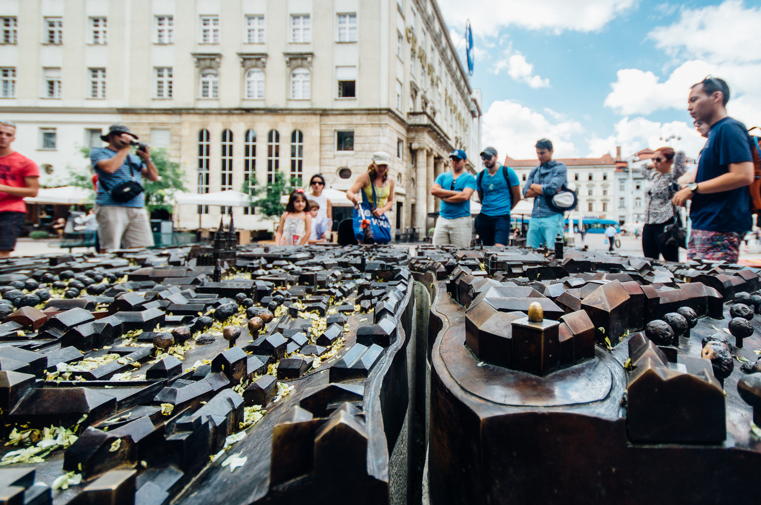 The split between Zagreb's Old Town and New Town