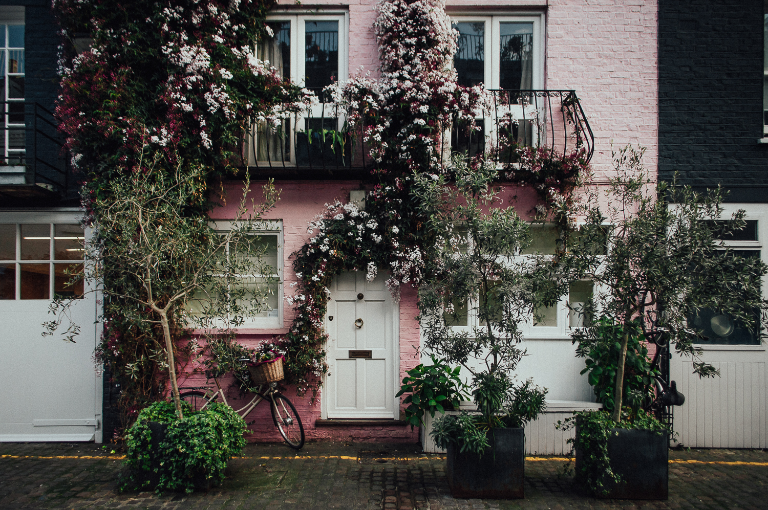 St Lukes Mews