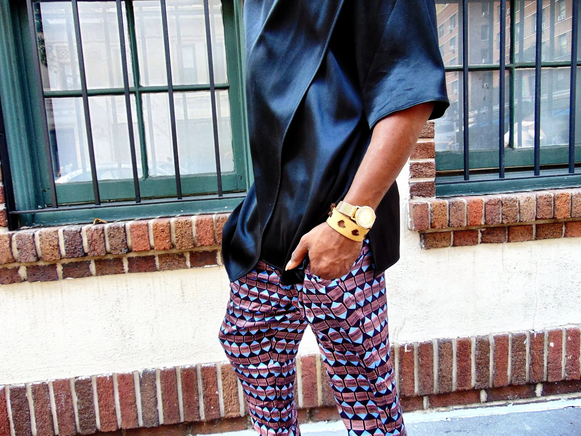 Within your wardrobe lie the secrets to looking good and feeling great.